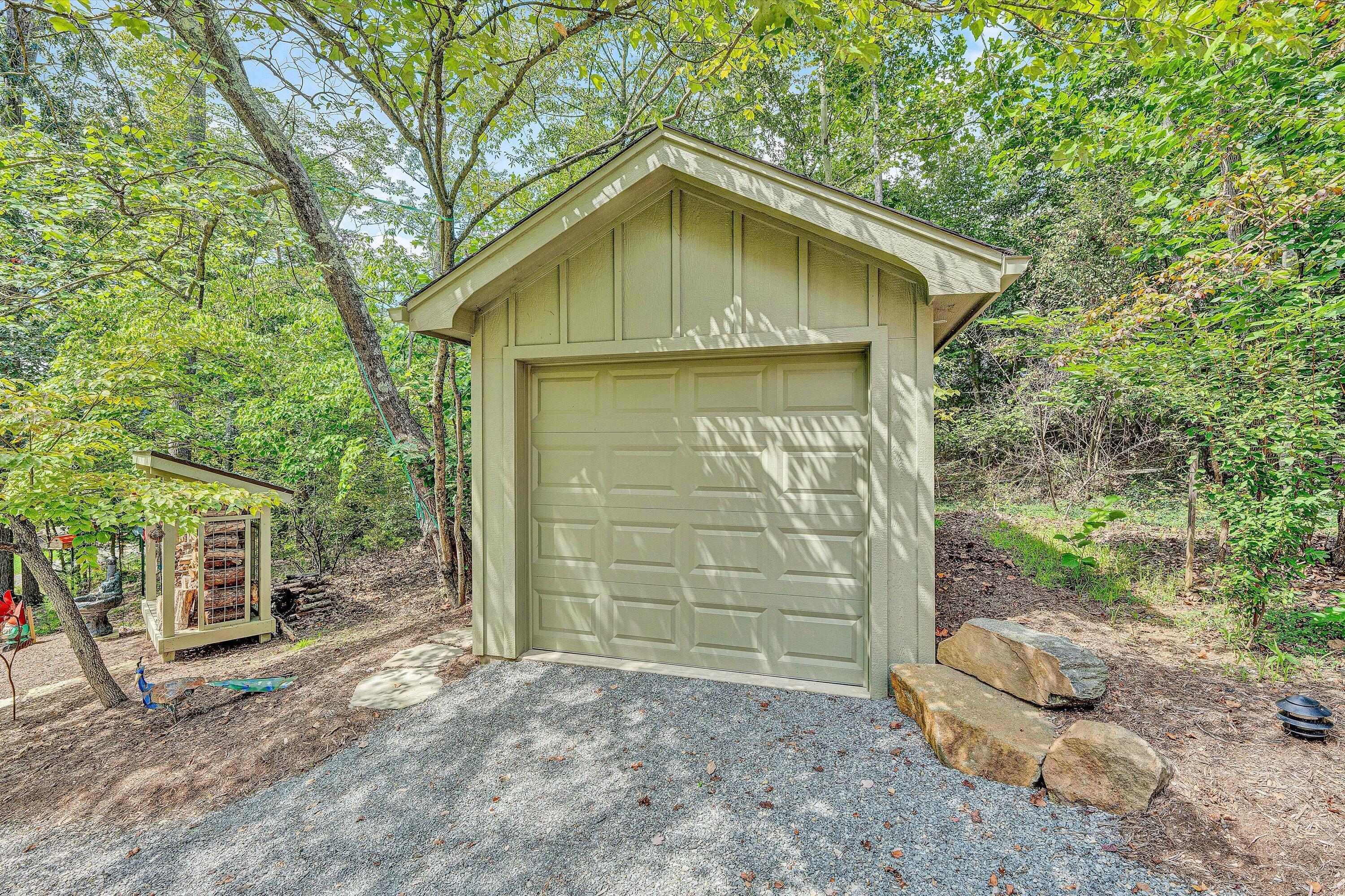 116 Deer Creek DR