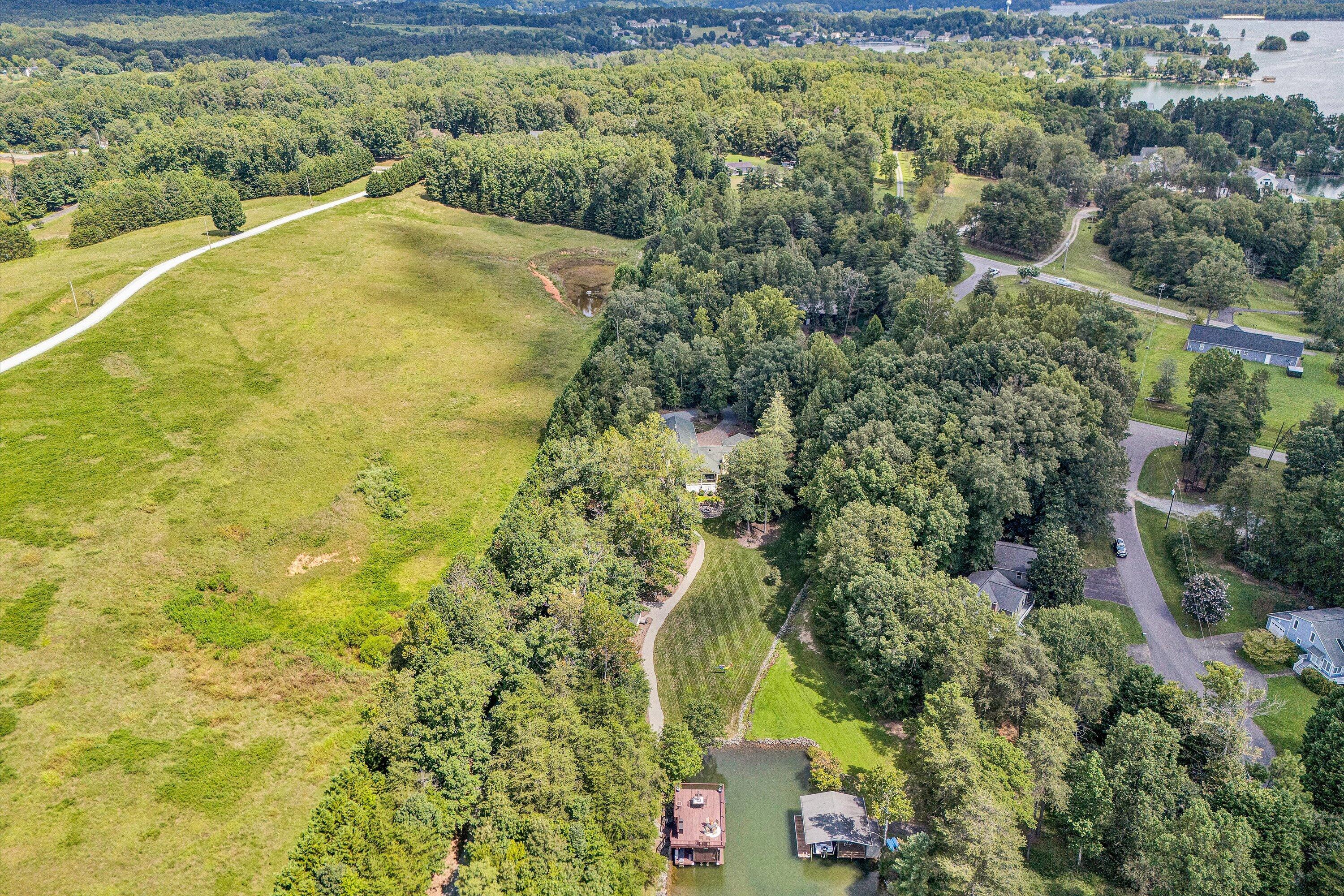 116 Deer Creek DR