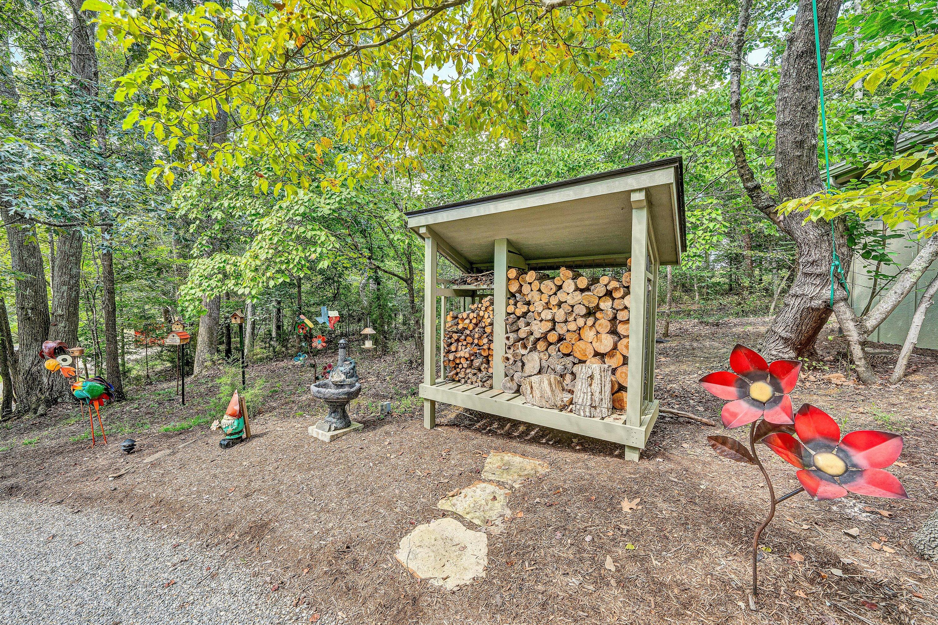 116 Deer Creek DR