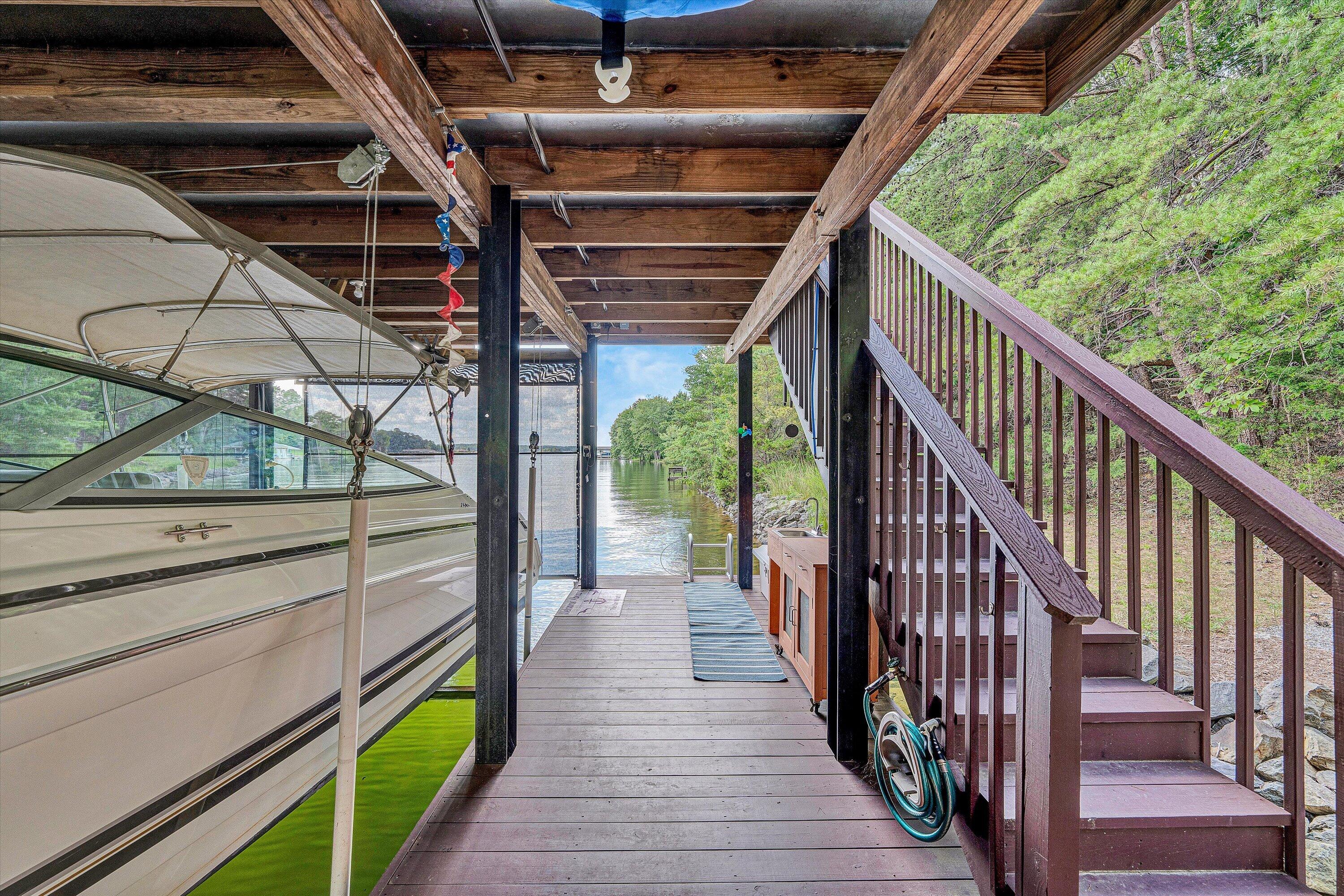 116 Deer Creek DR