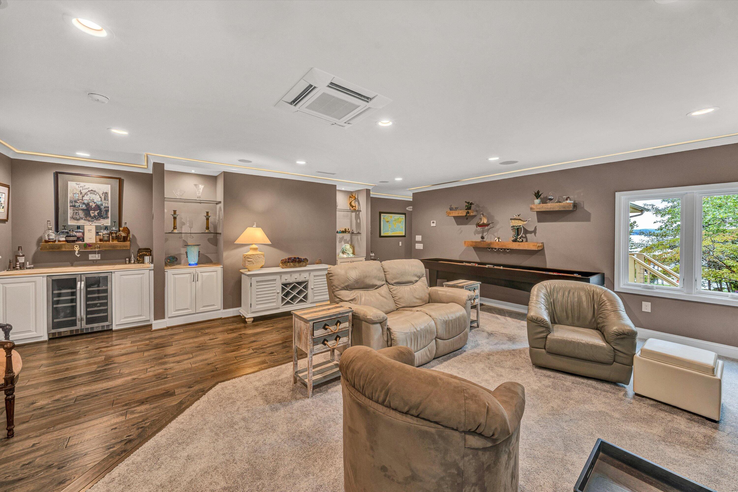 116 Deer Creek DR