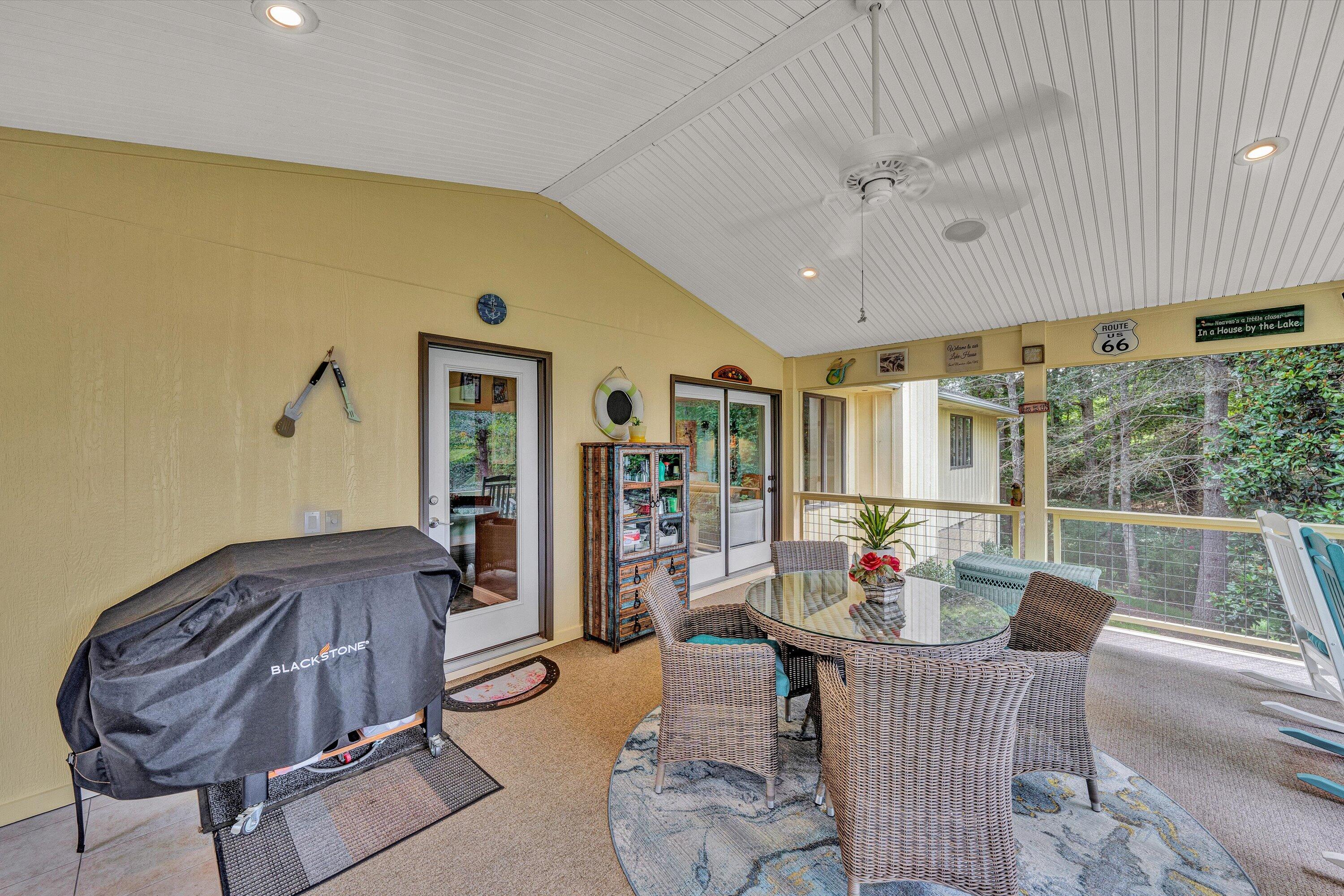 116 Deer Creek DR