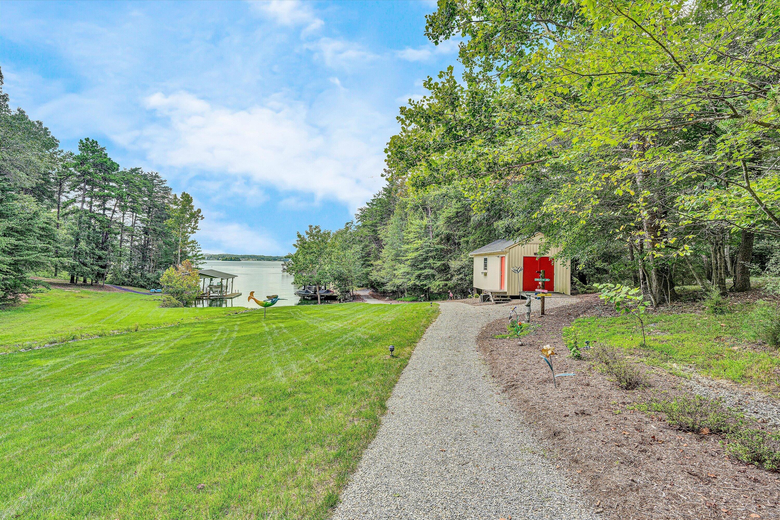 116 Deer Creek DR