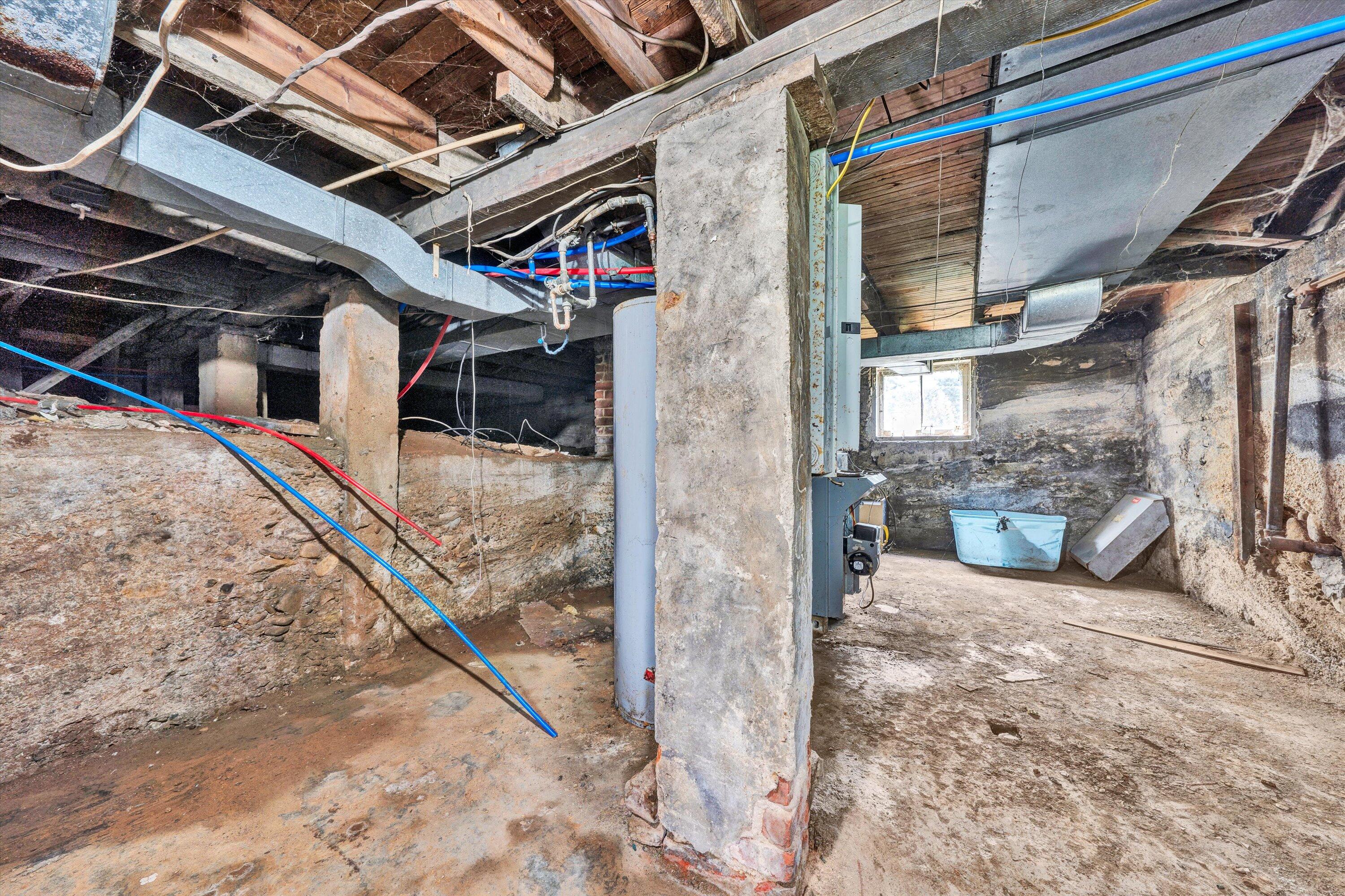 513 Highland AVE SE