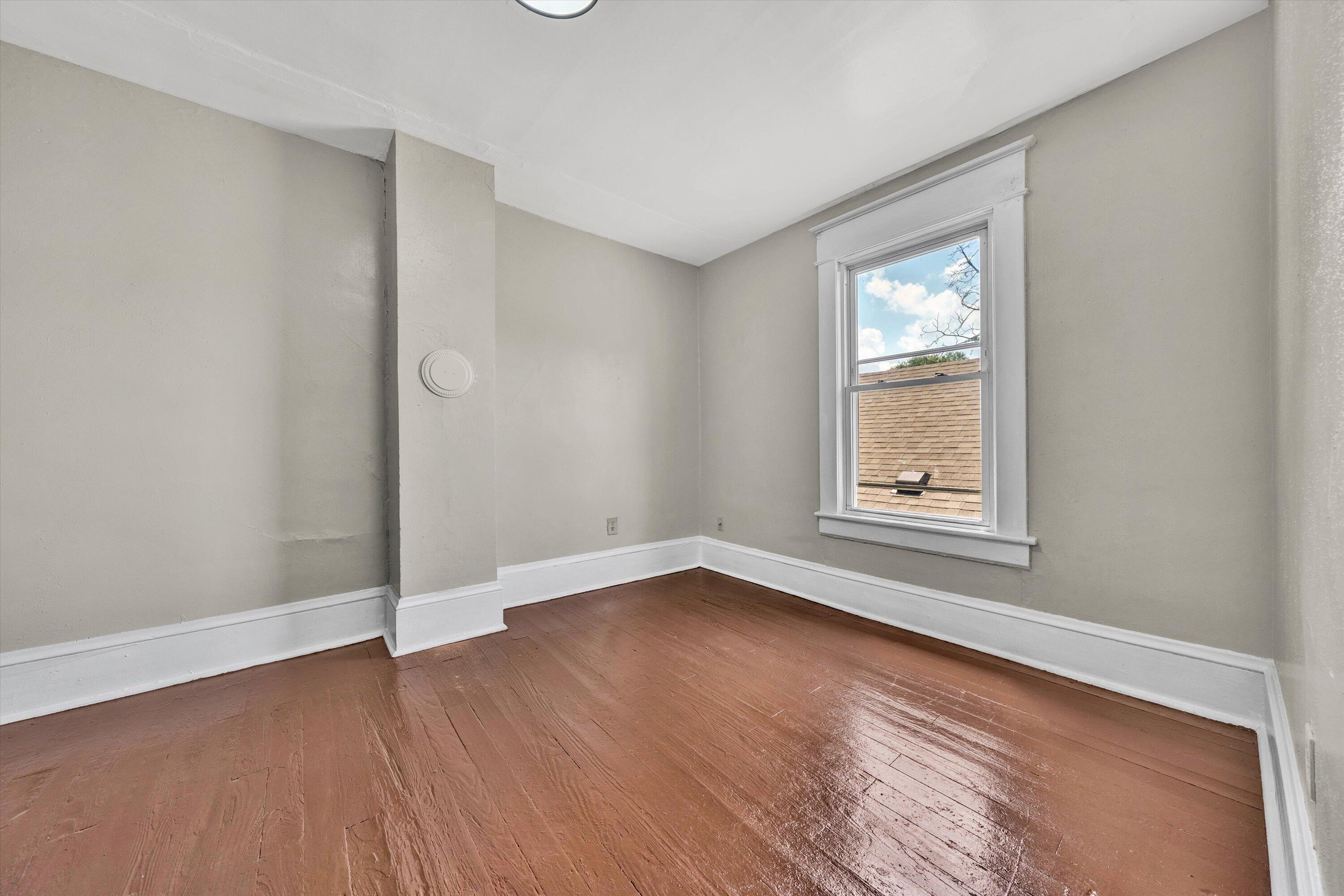 513 Highland AVE SE