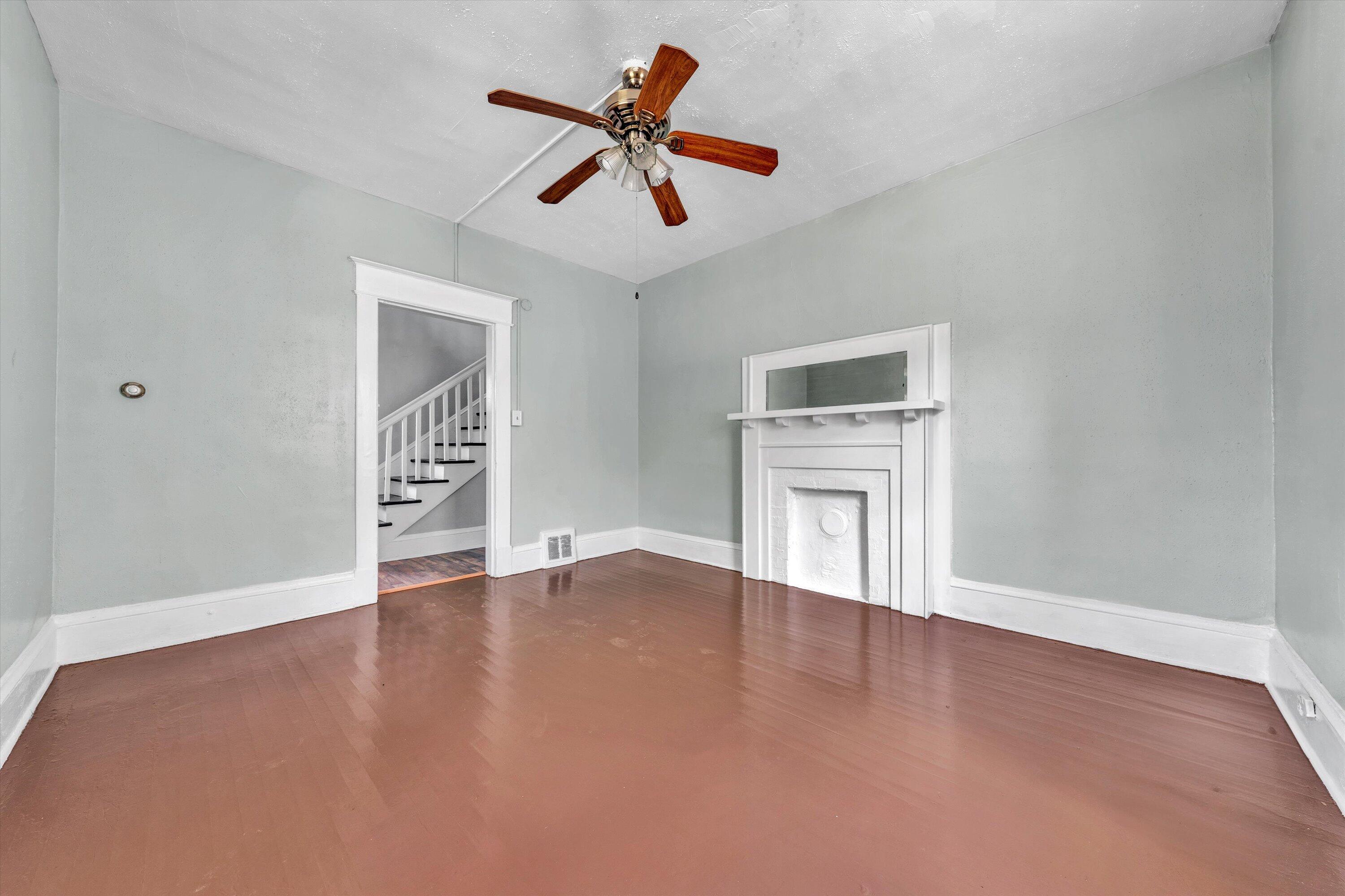 513 Highland AVE SE