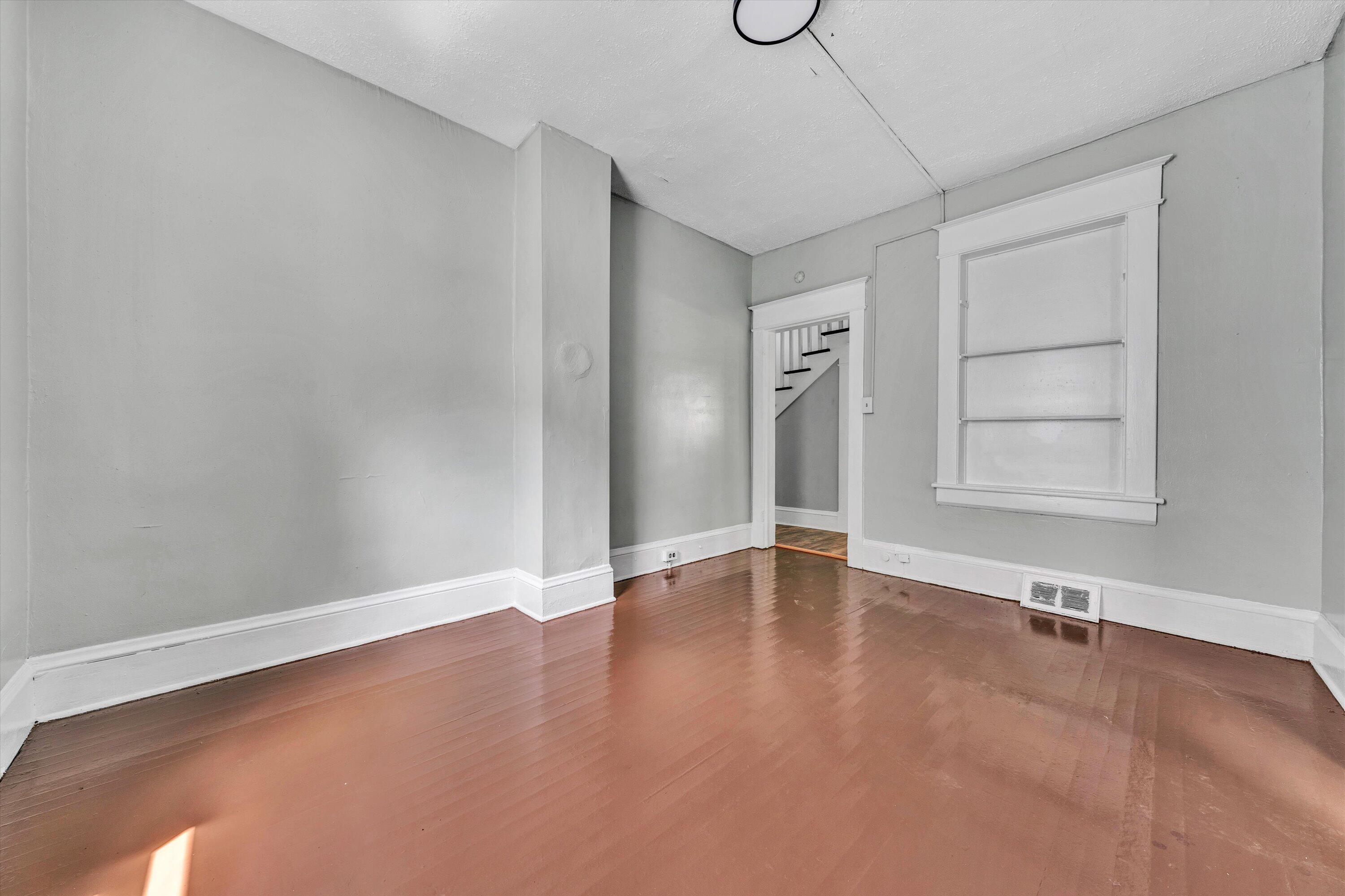 513 Highland AVE SE