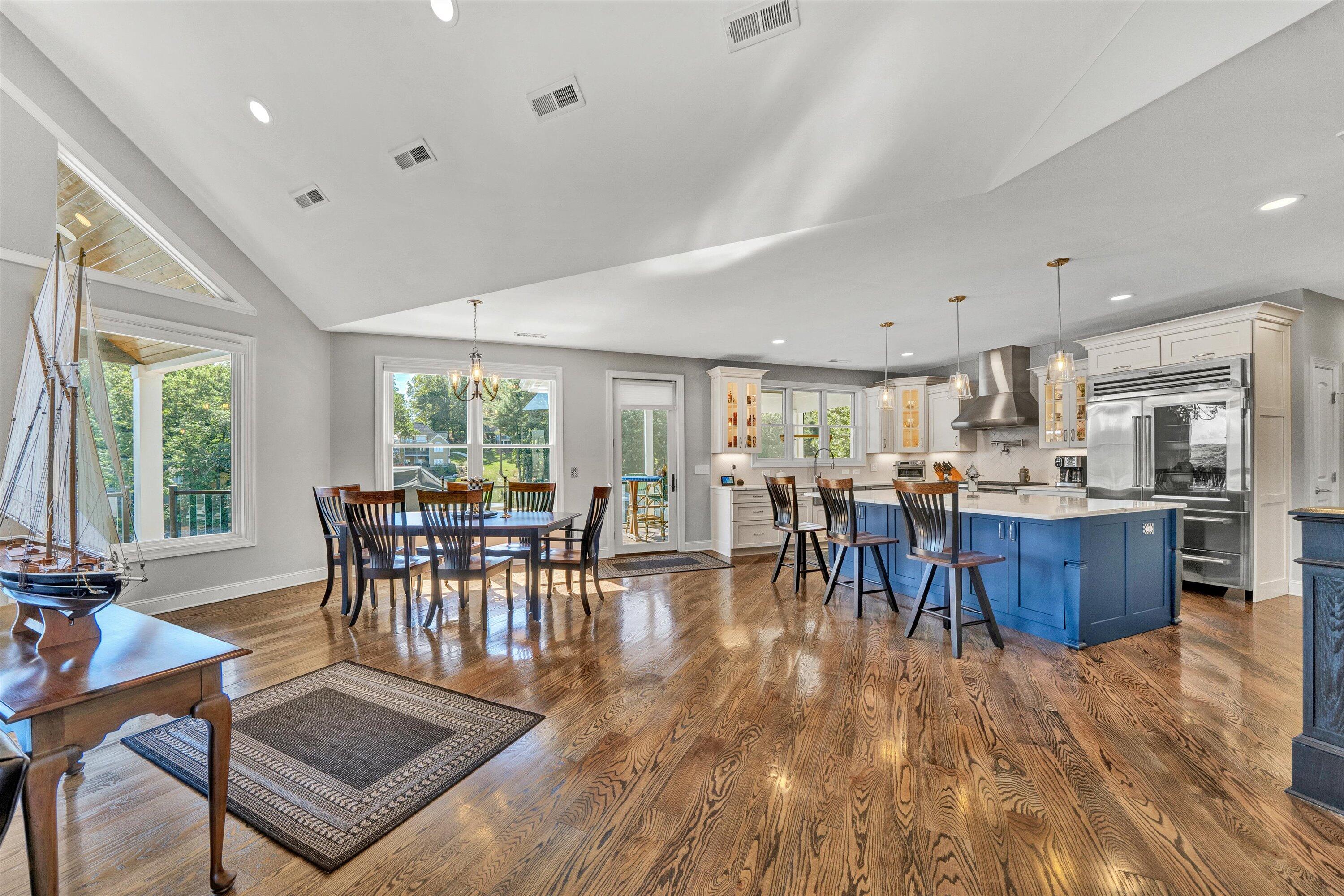 152 Windward Pointe DR