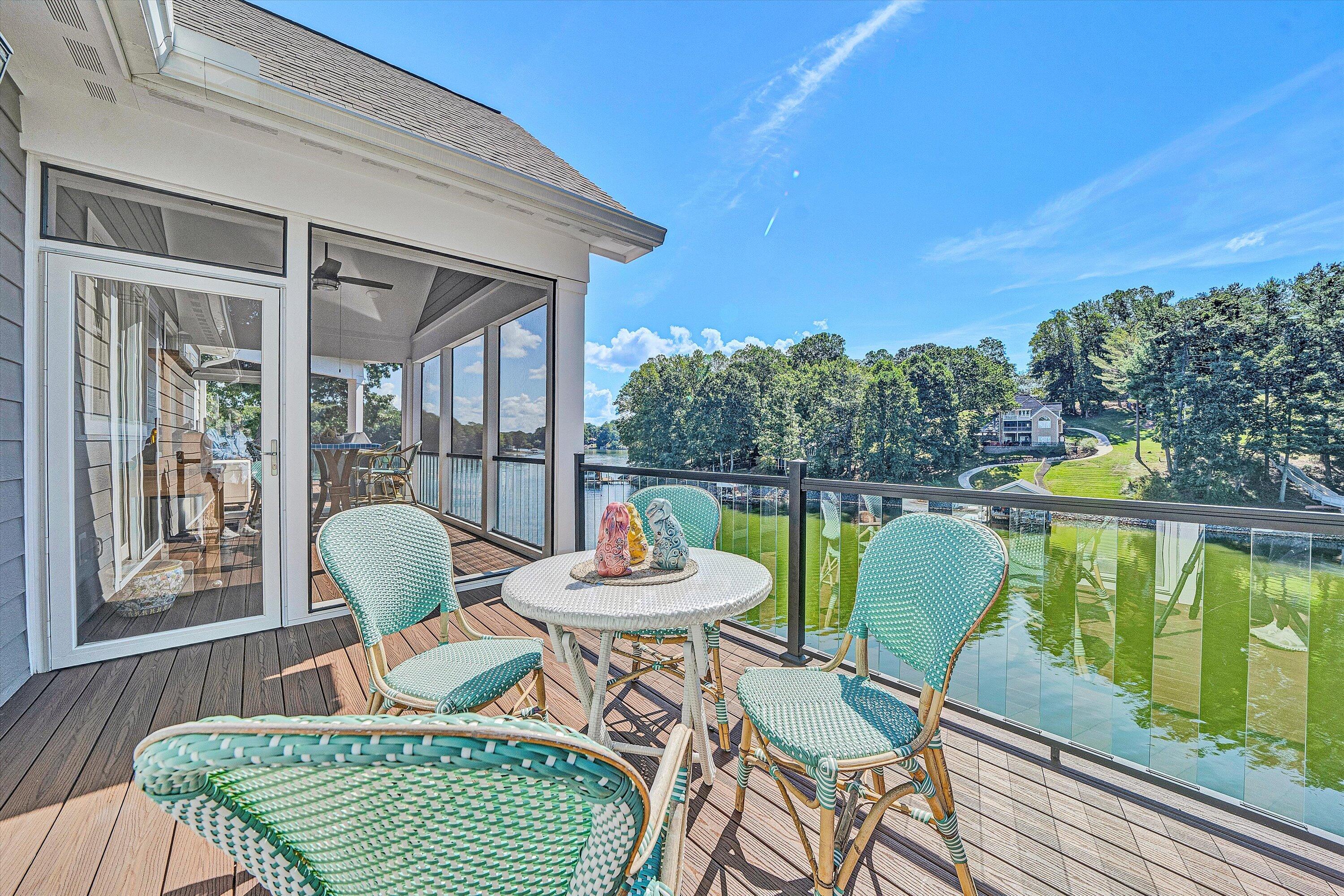 152 Windward Pointe DR