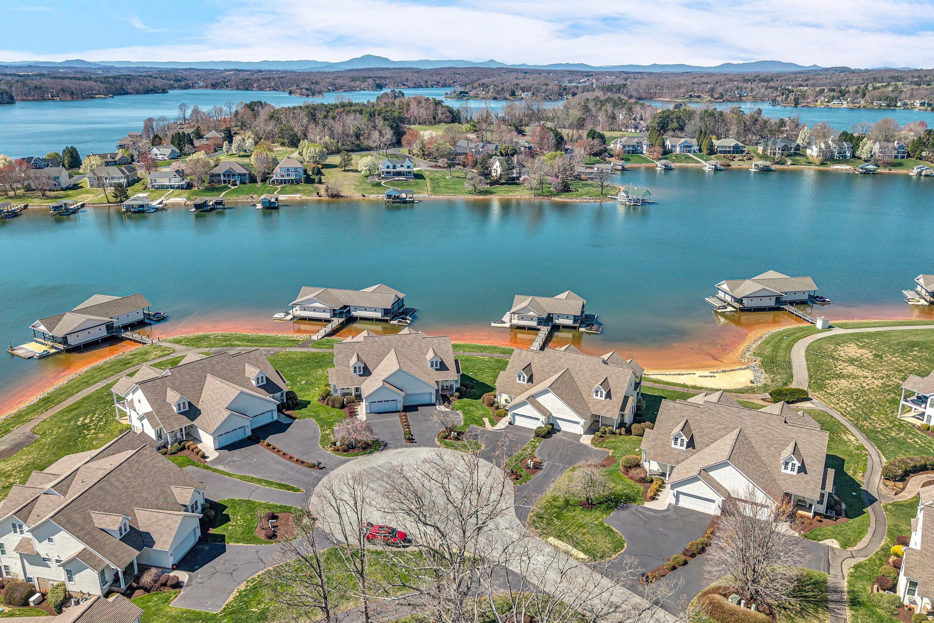 50 Brooke DR