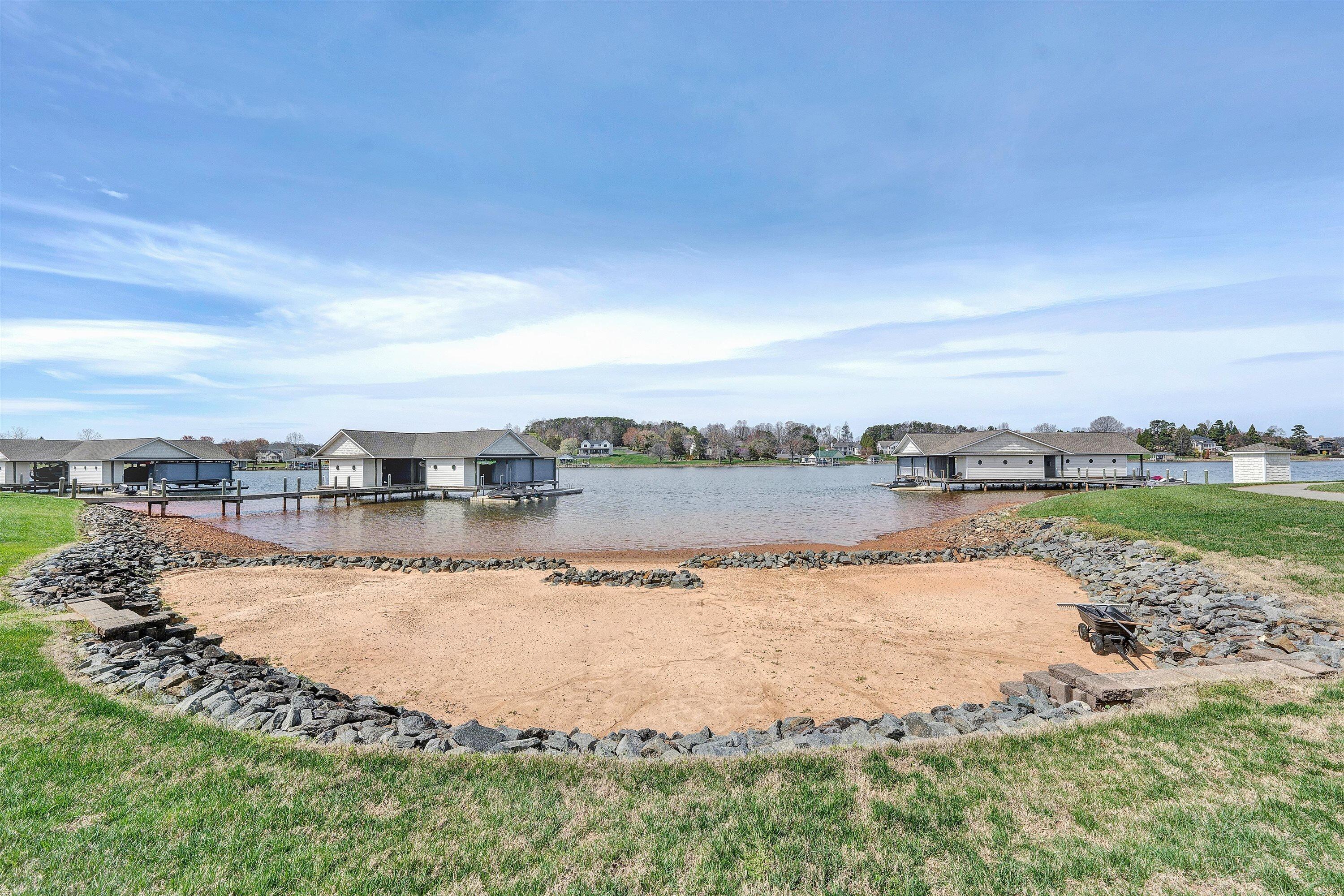 50 Brooke DR