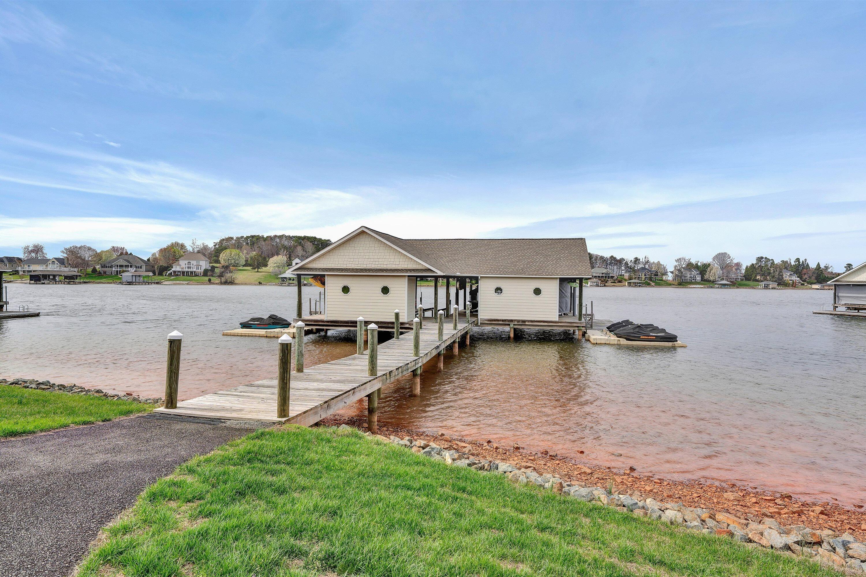 50 Brooke DR