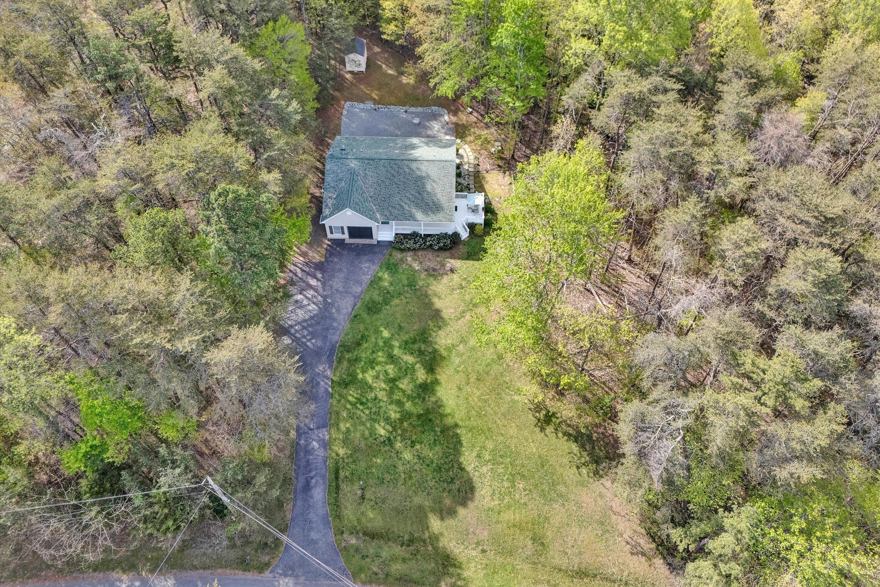 990 Highland Lake RD
