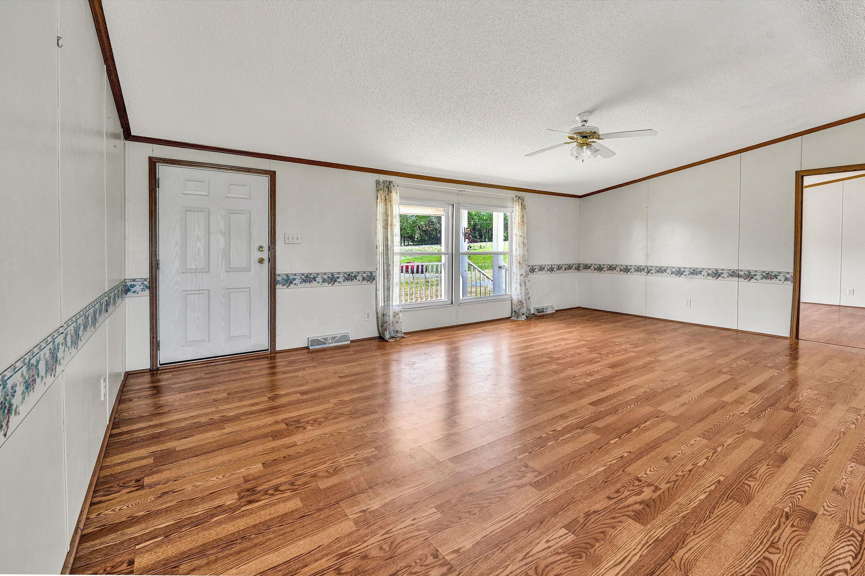 2583 Milton Hwy