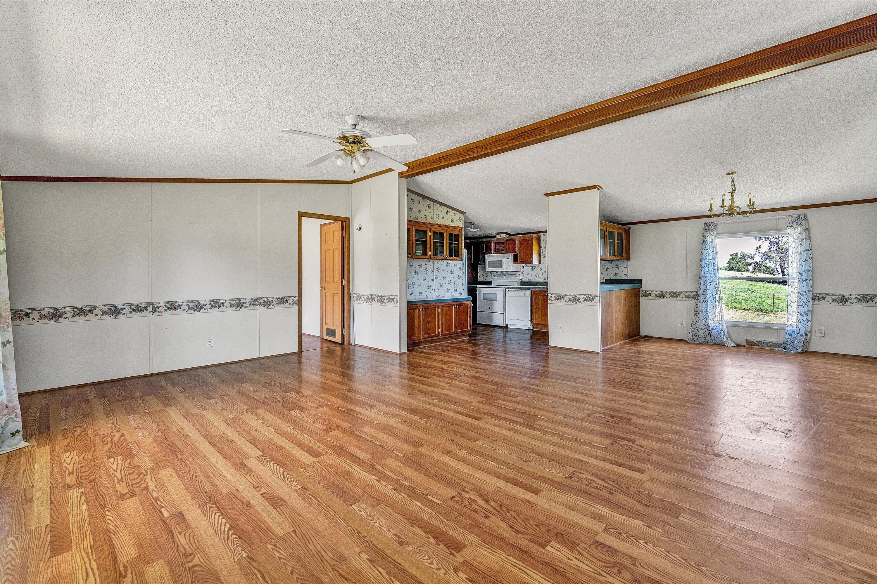 2583 Milton Hwy