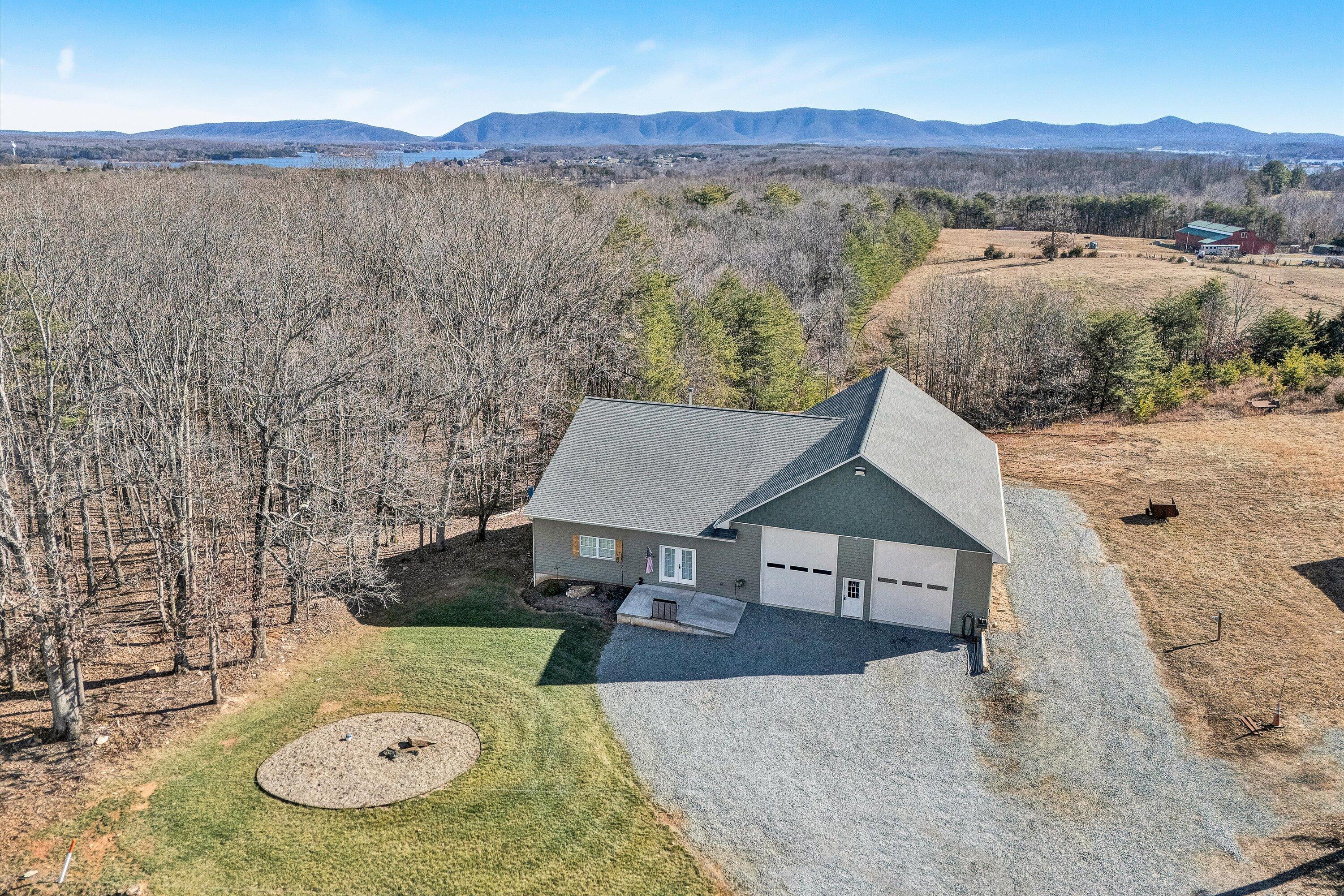 2680 Bluewater DR