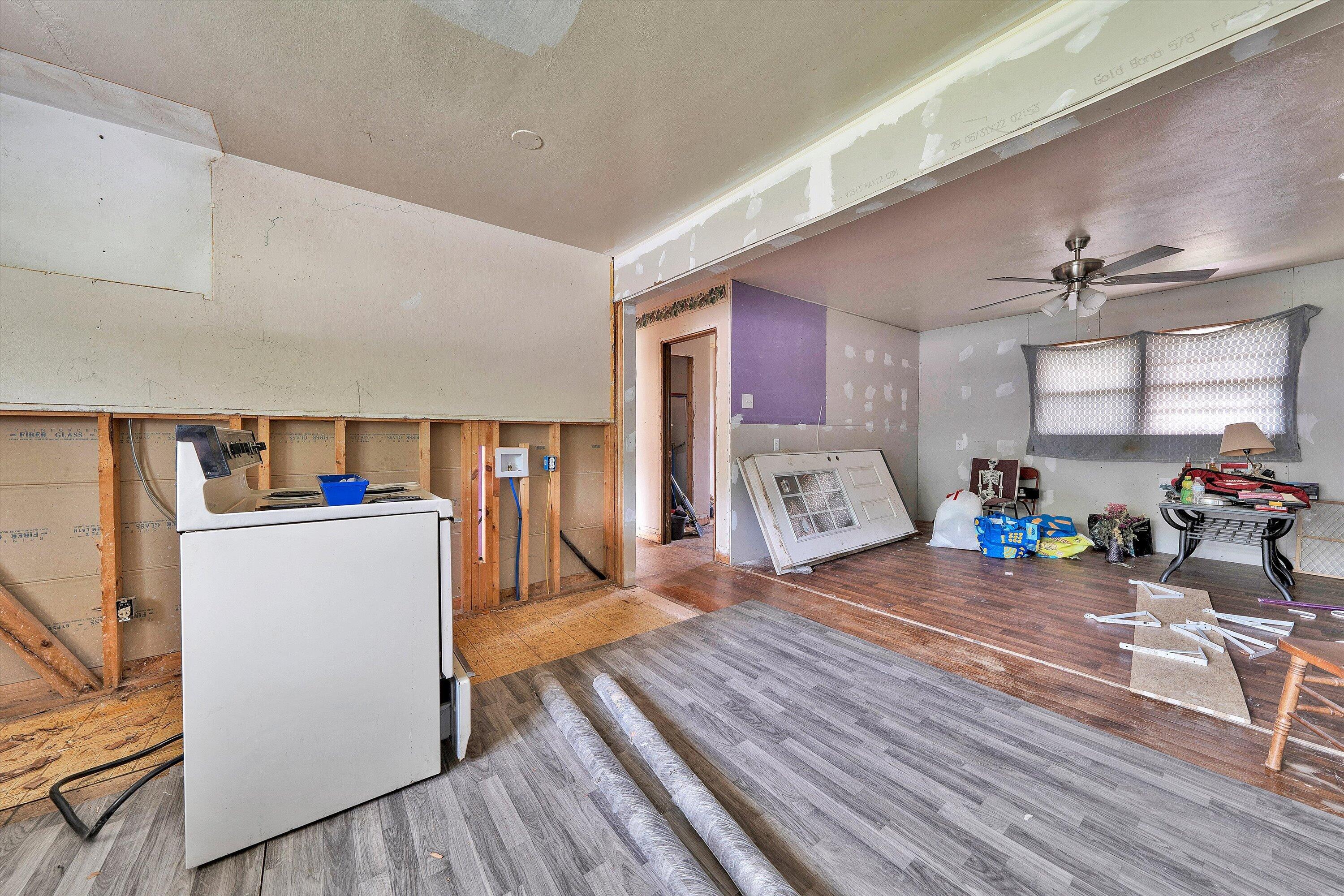 145 Cornell RD