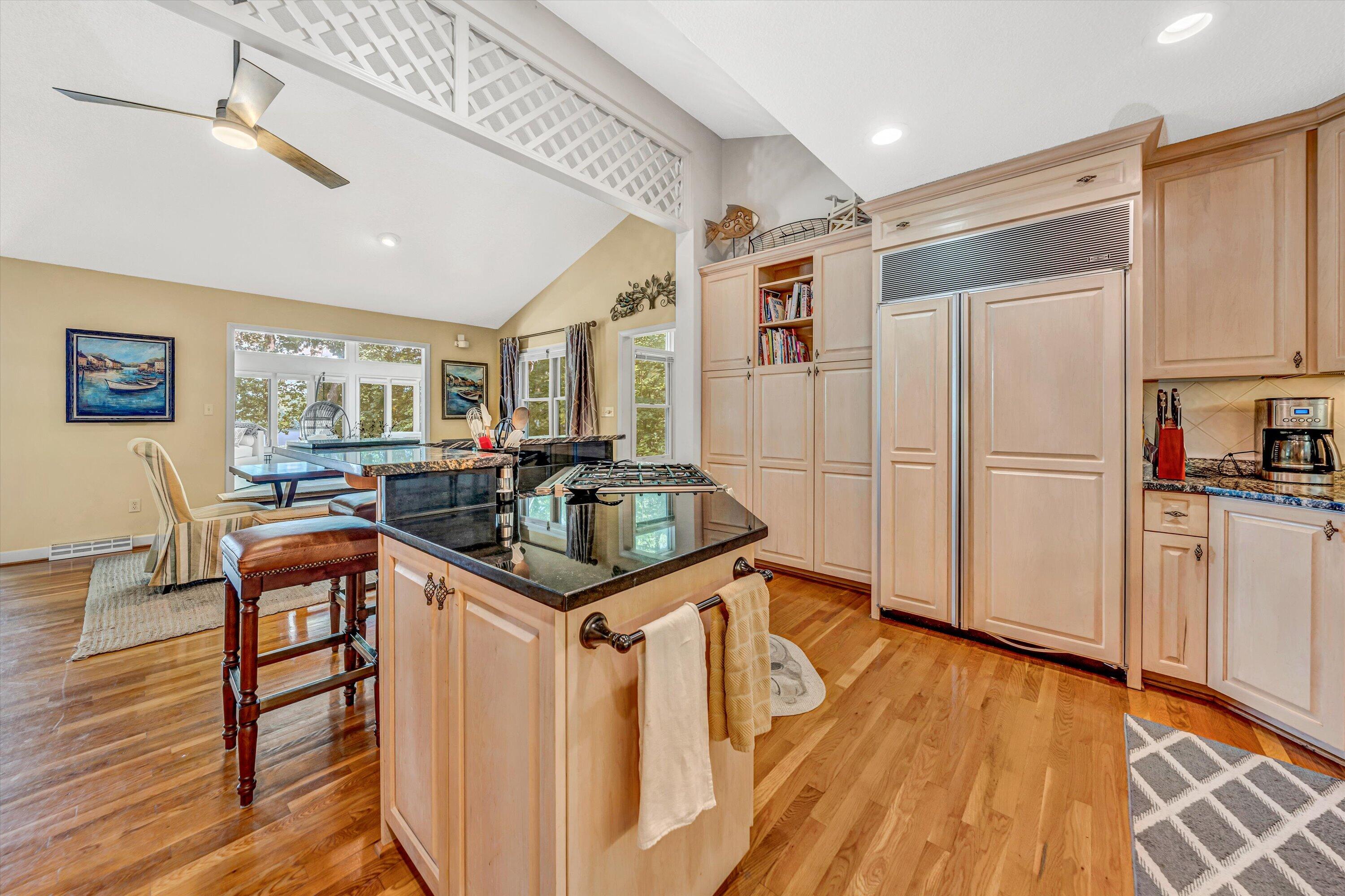 150 Providence LN