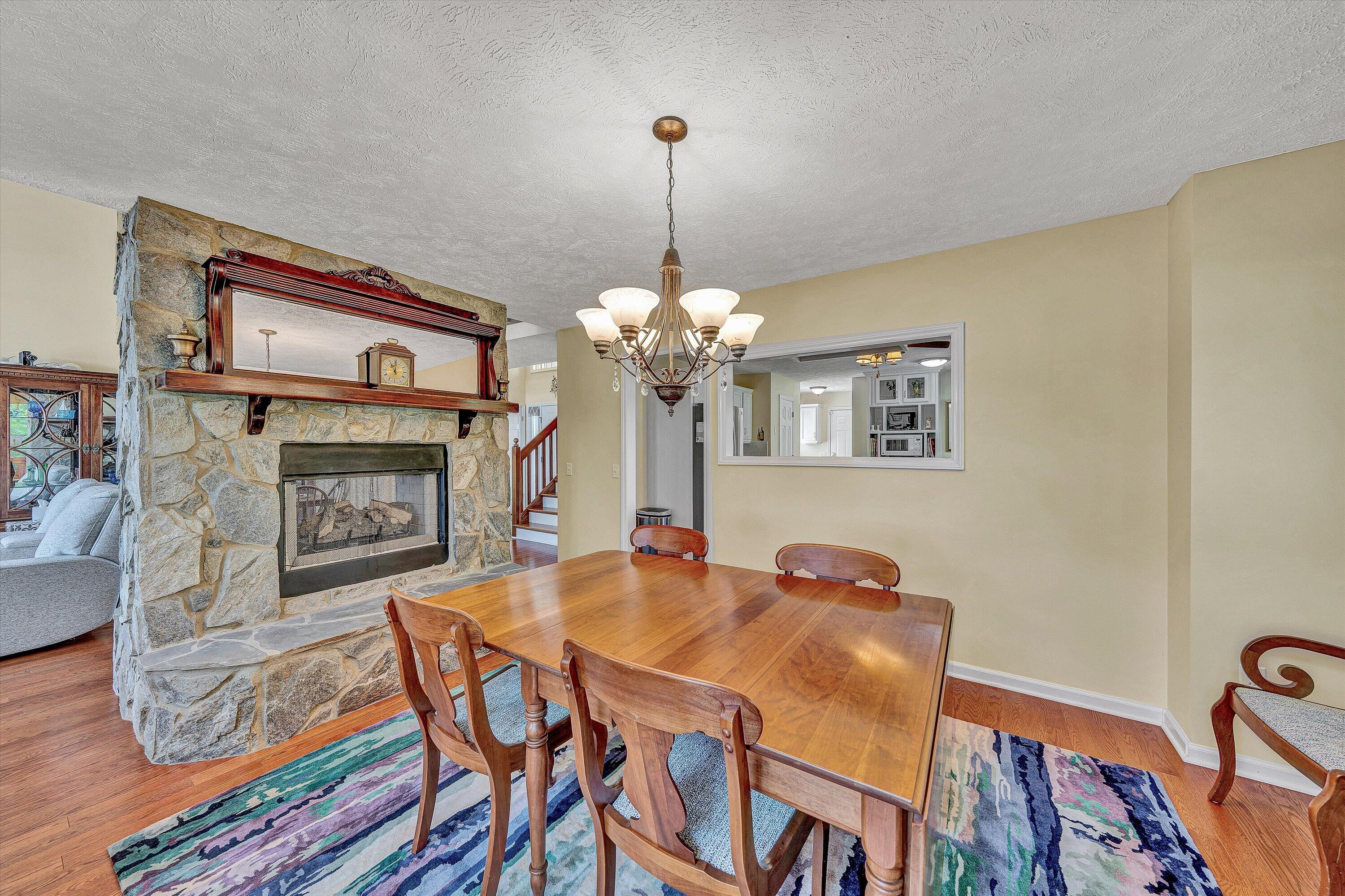 226 Pine Bay DR