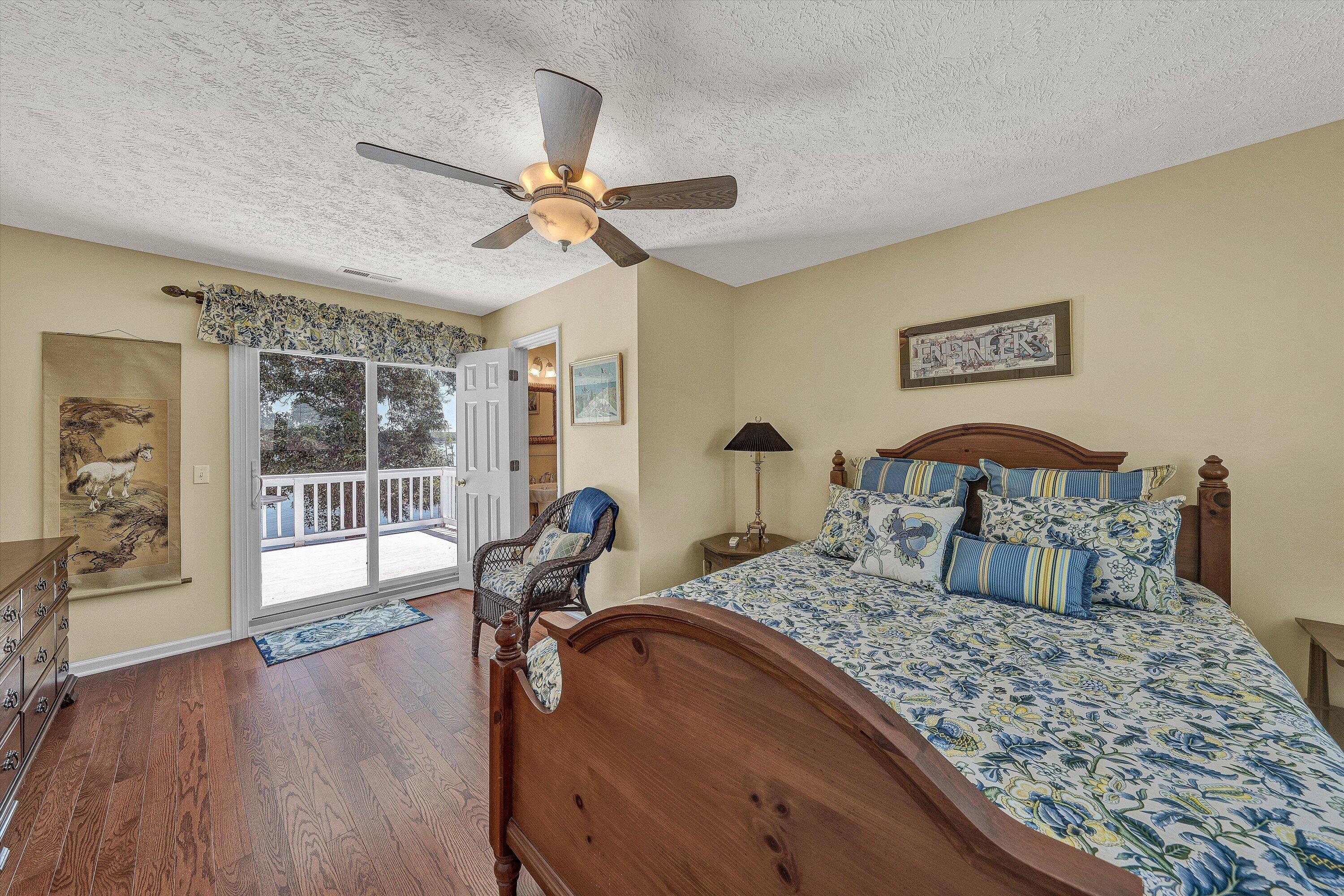 226 Pine Bay DR