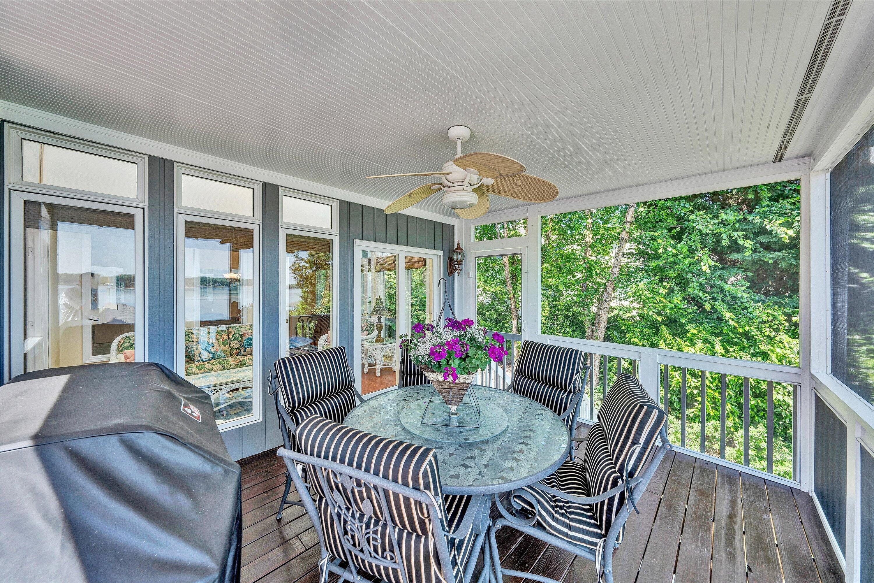 226 Pine Bay DR