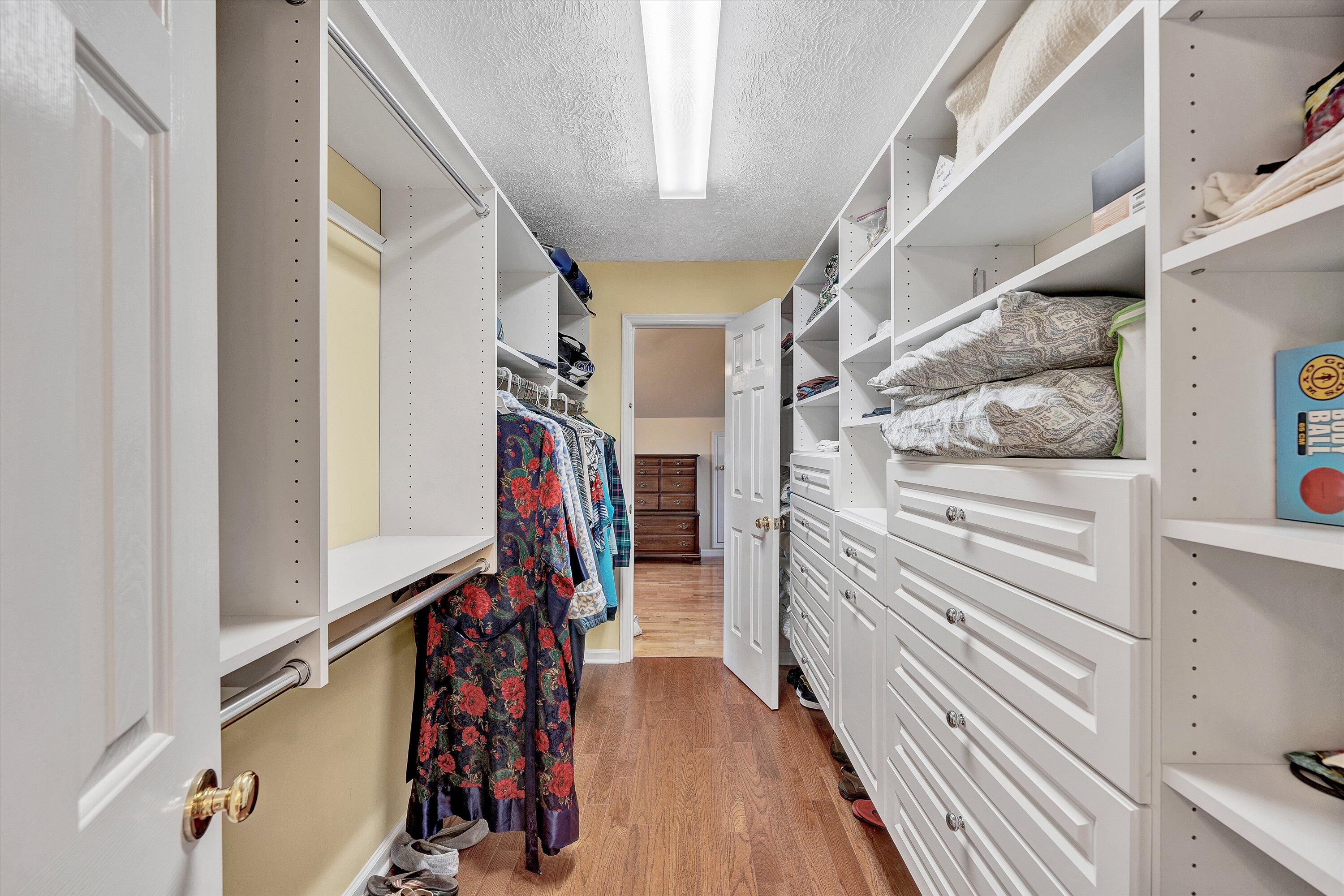 226 Pine Bay DR