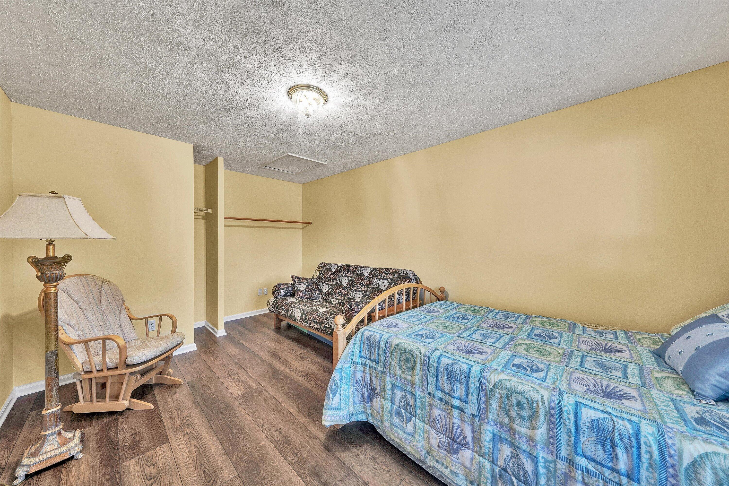 226 Pine Bay DR