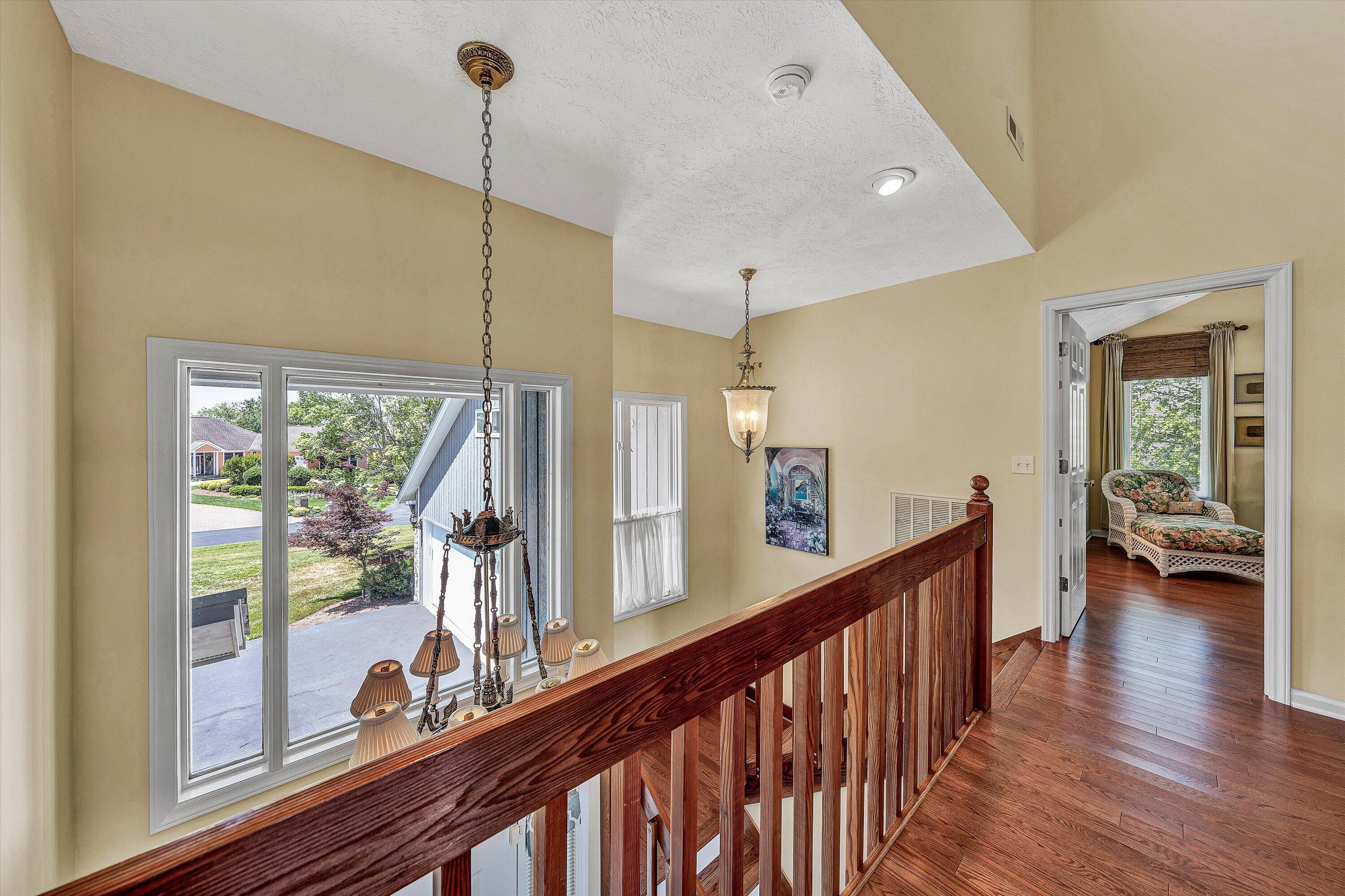226 Pine Bay DR