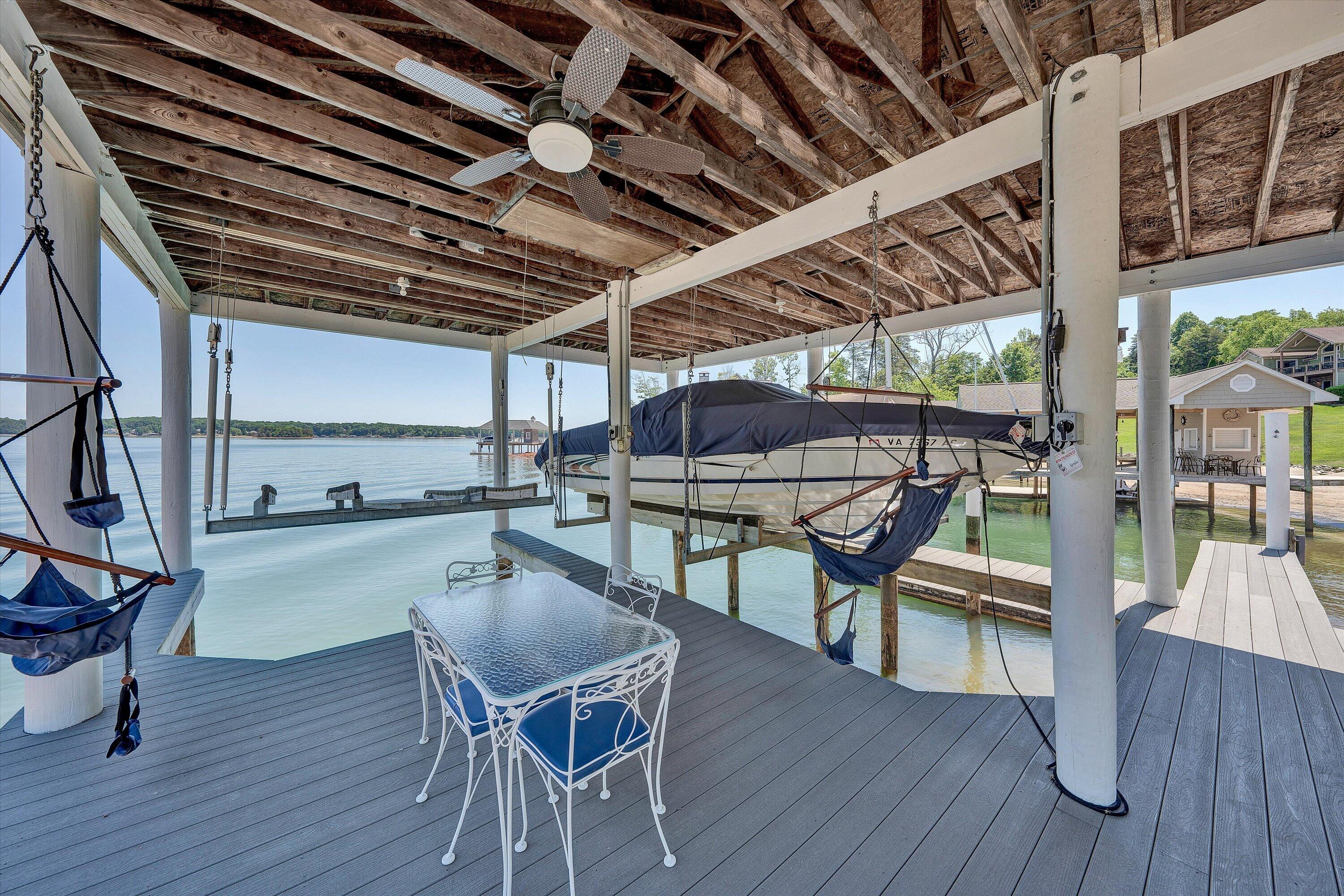 226 Pine Bay DR