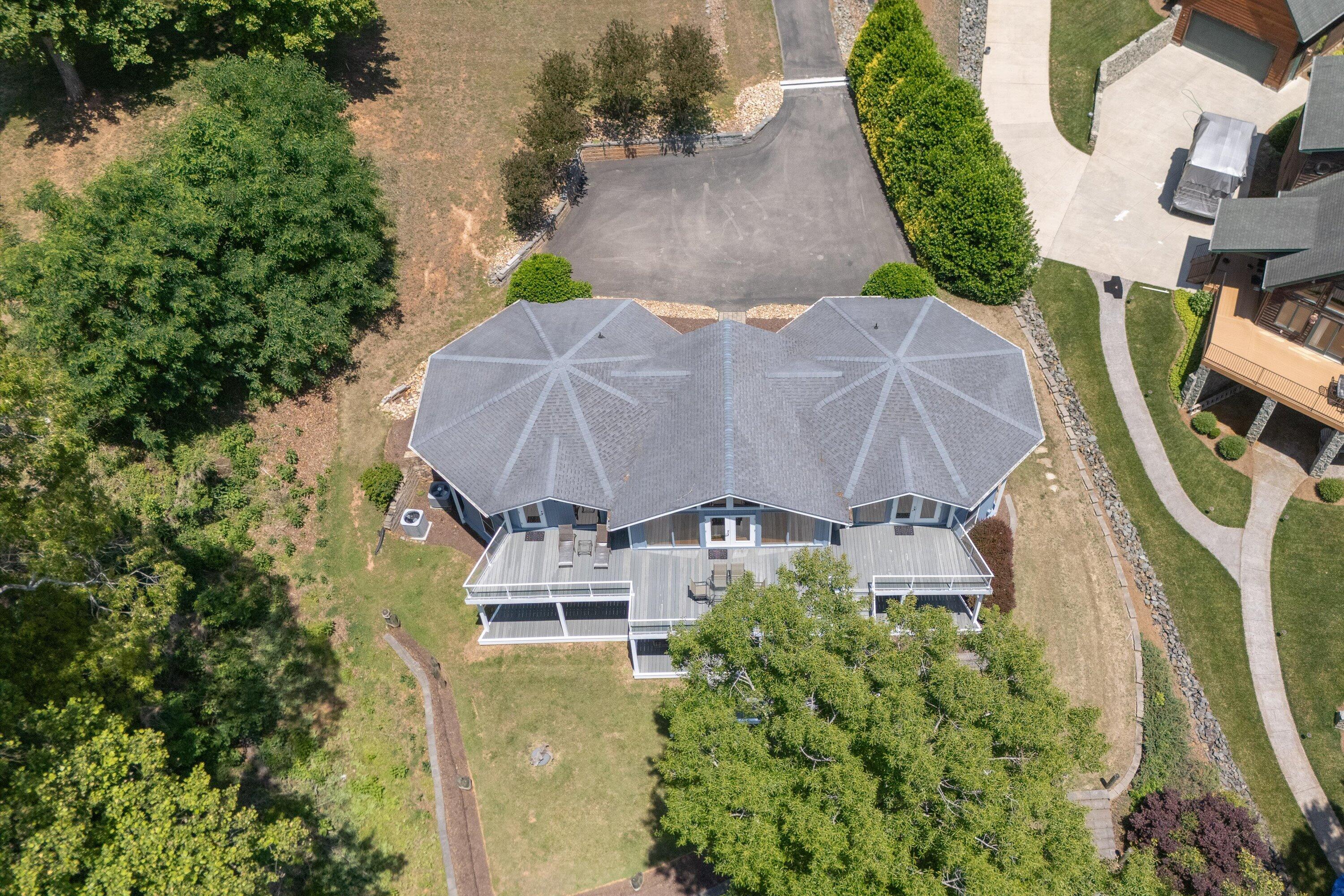 207 Winding WAY