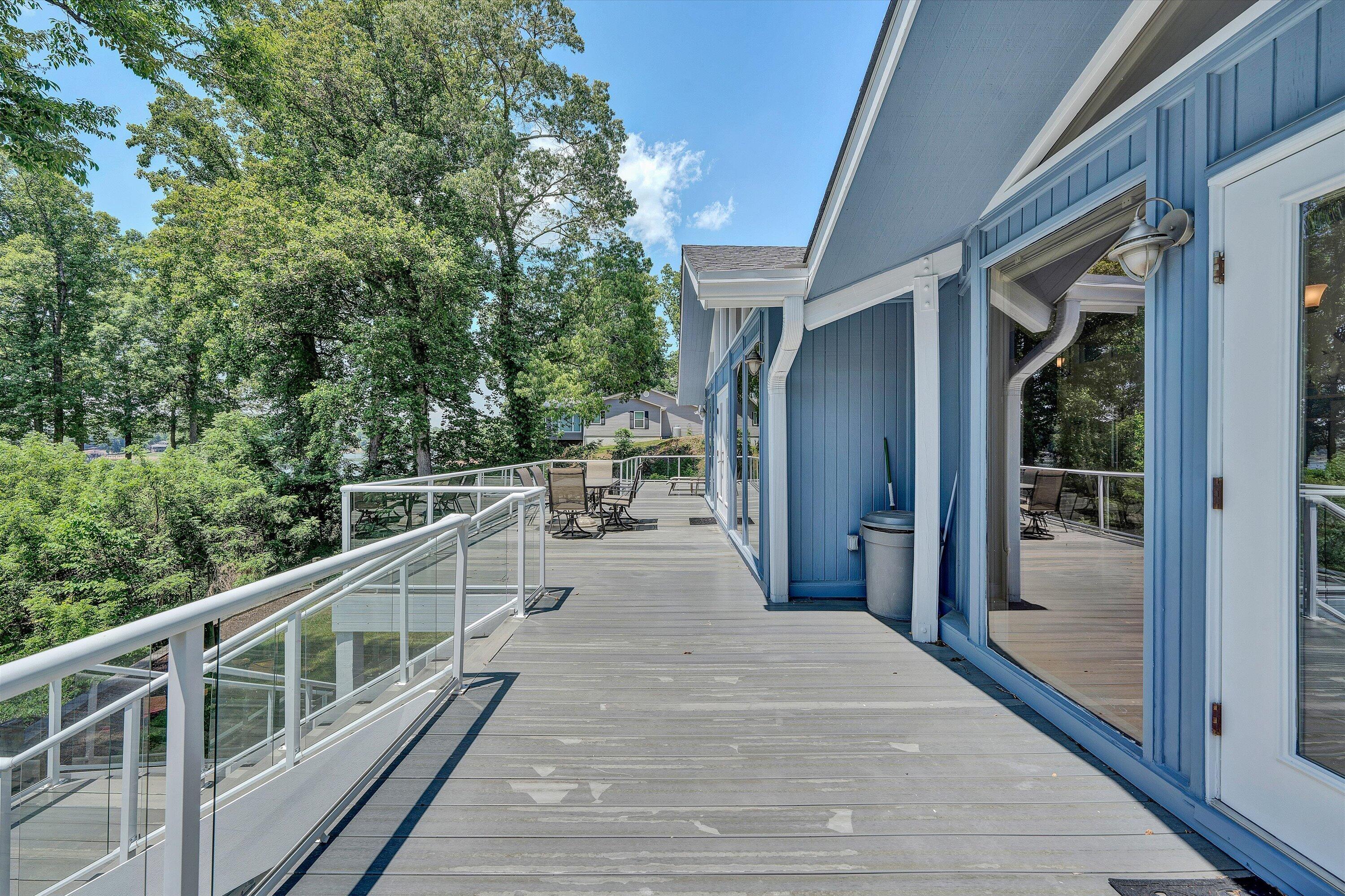 207 Winding WAY