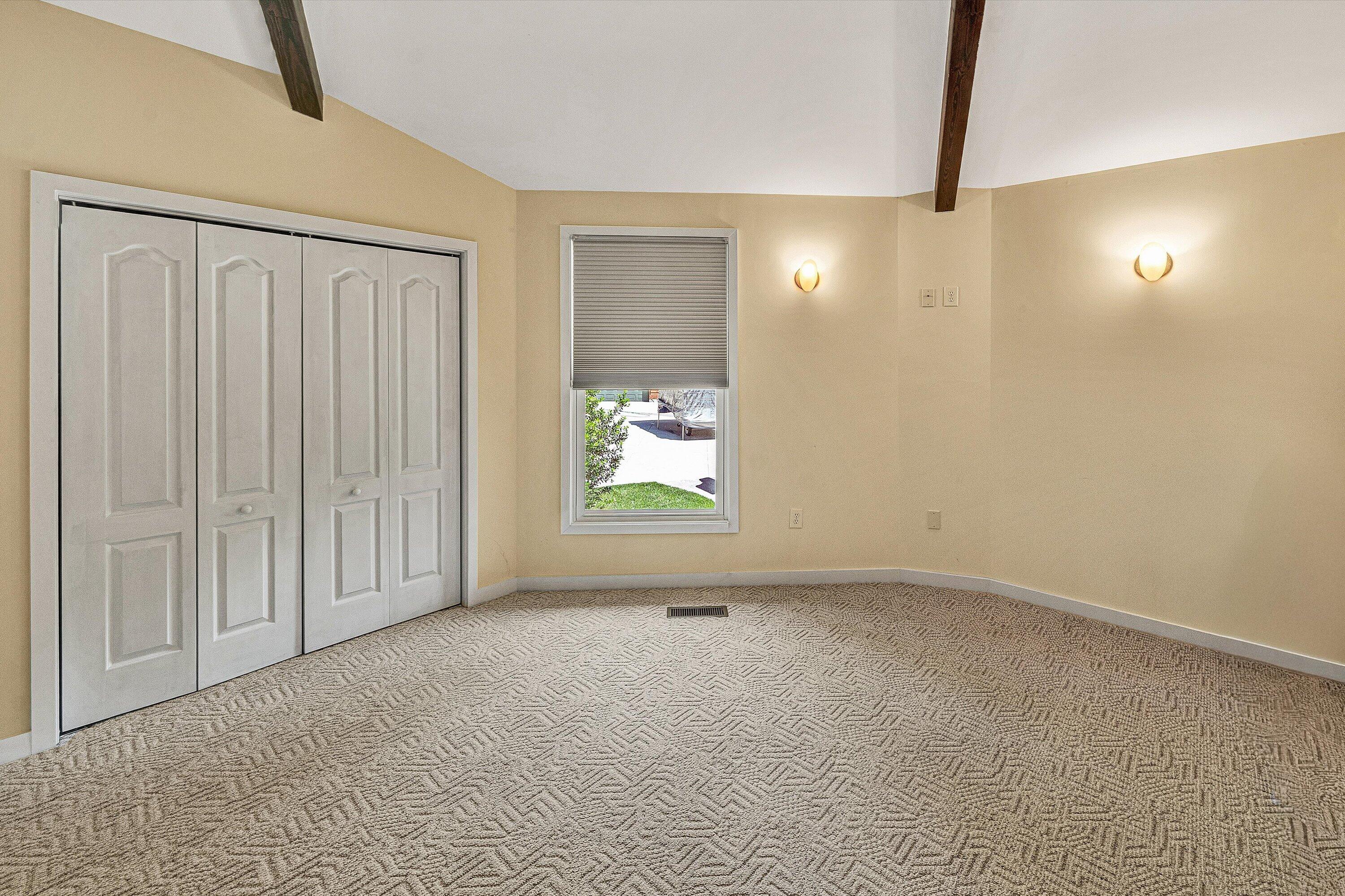 207 Winding WAY