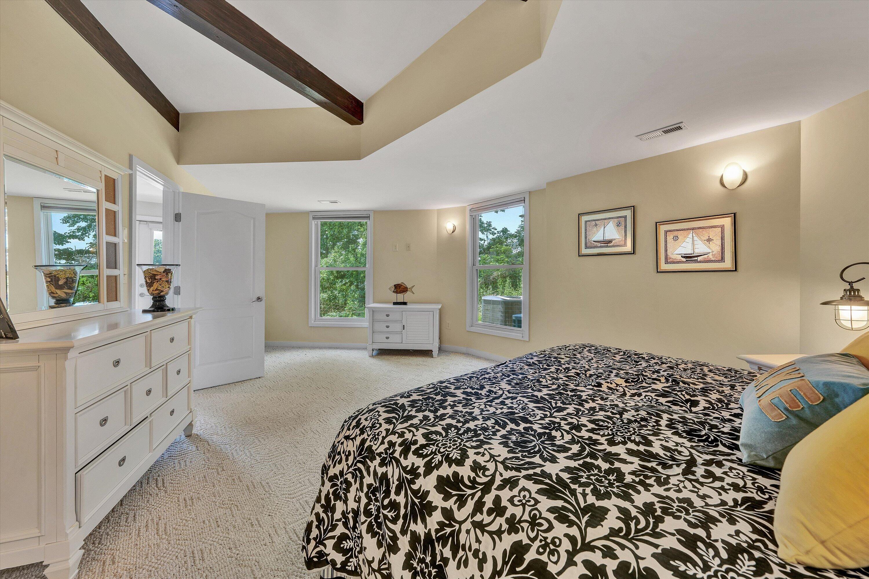 207 Winding WAY
