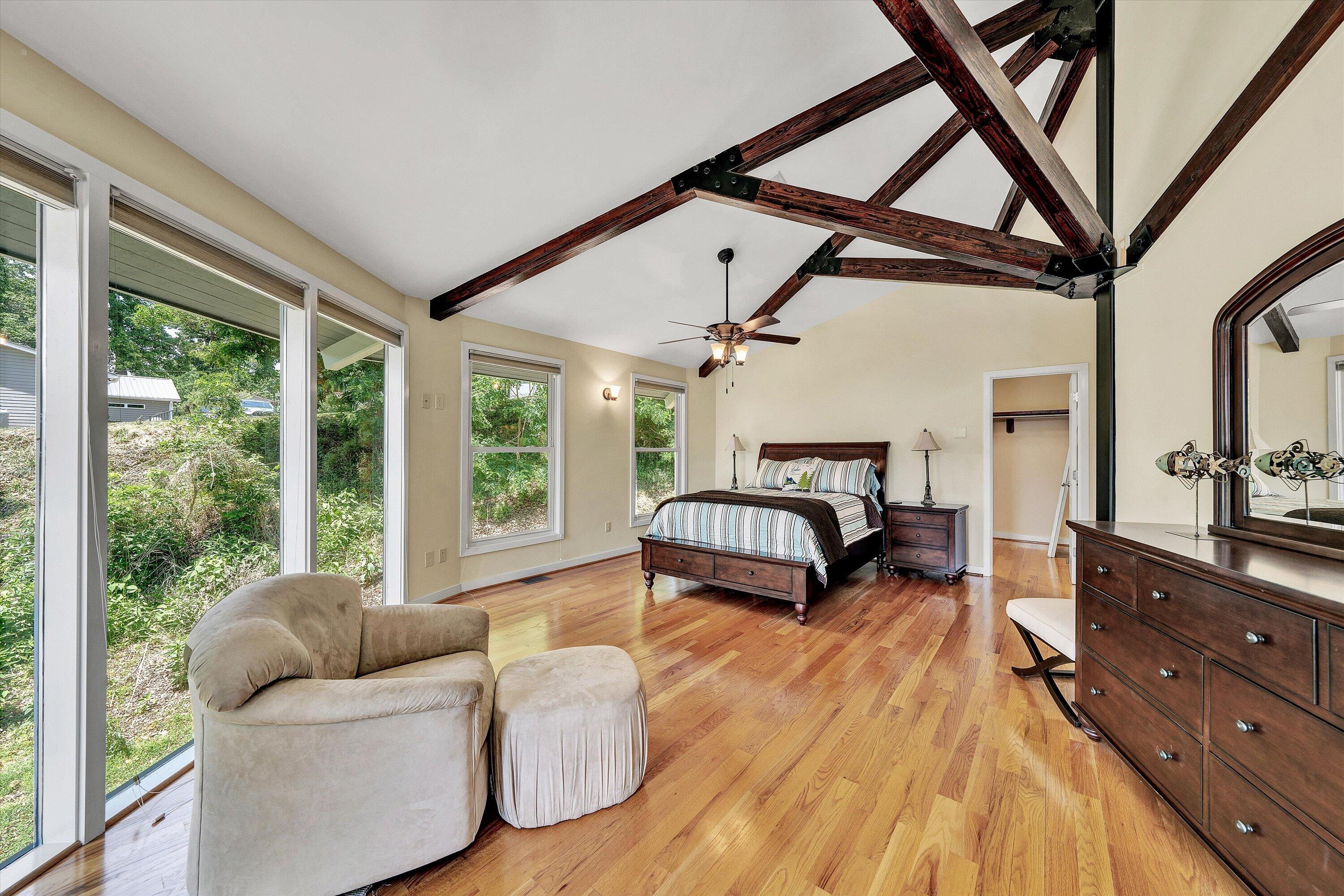 207 Winding WAY