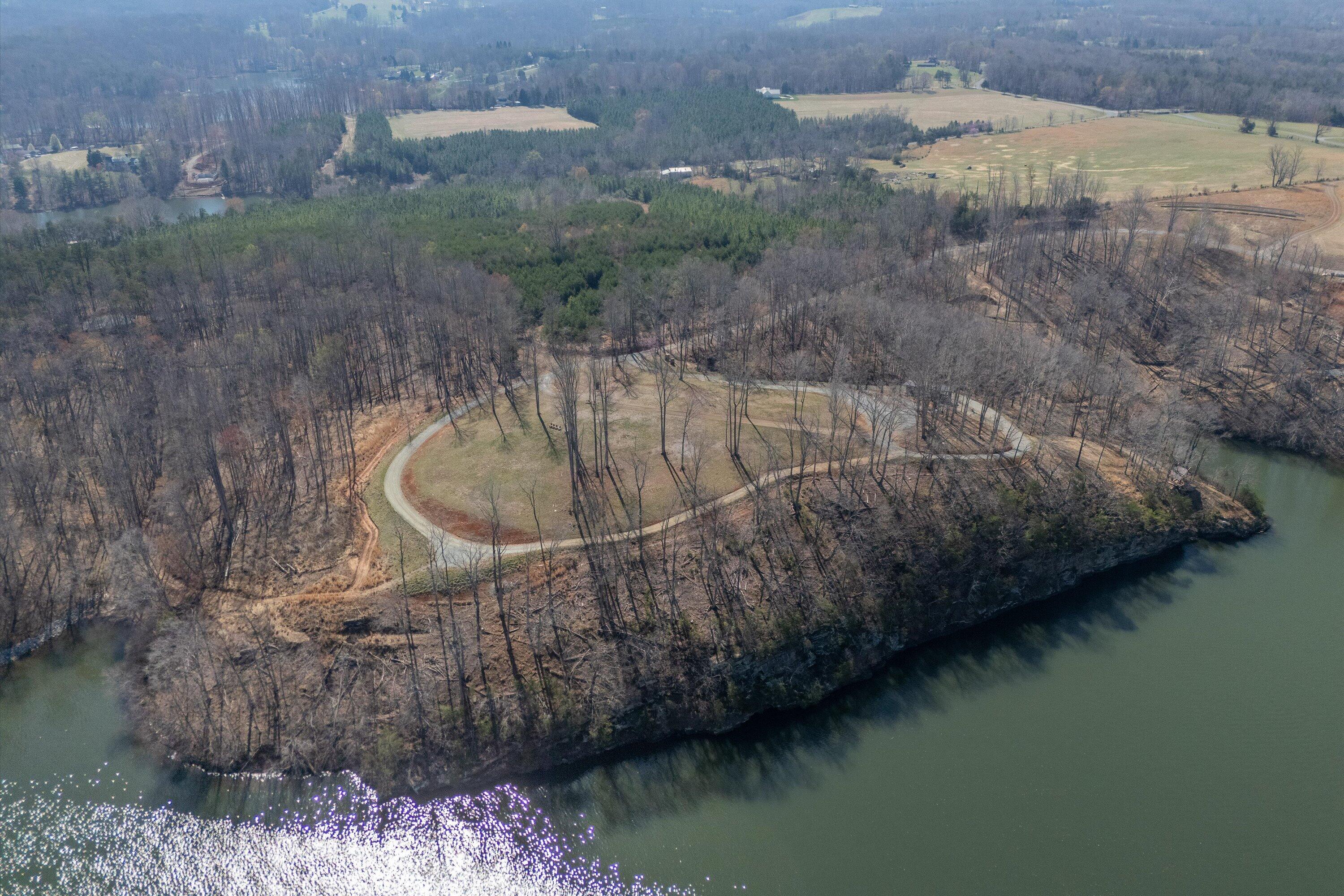 Tract C Cliffs DR