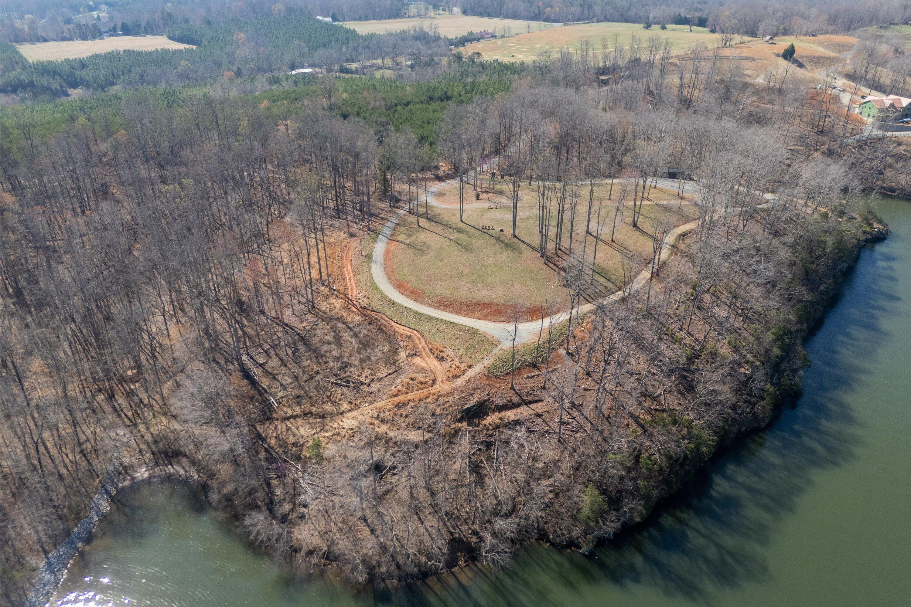 Tract C Cliffs DR