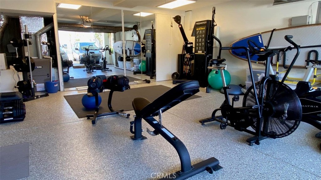 1712 Manhattan Avenue