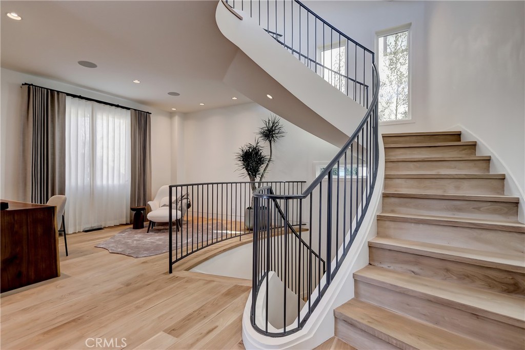 1712 Manhattan Avenue