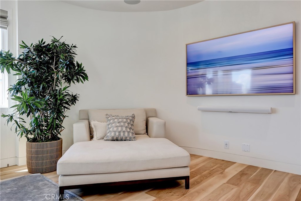 1712 Manhattan Avenue