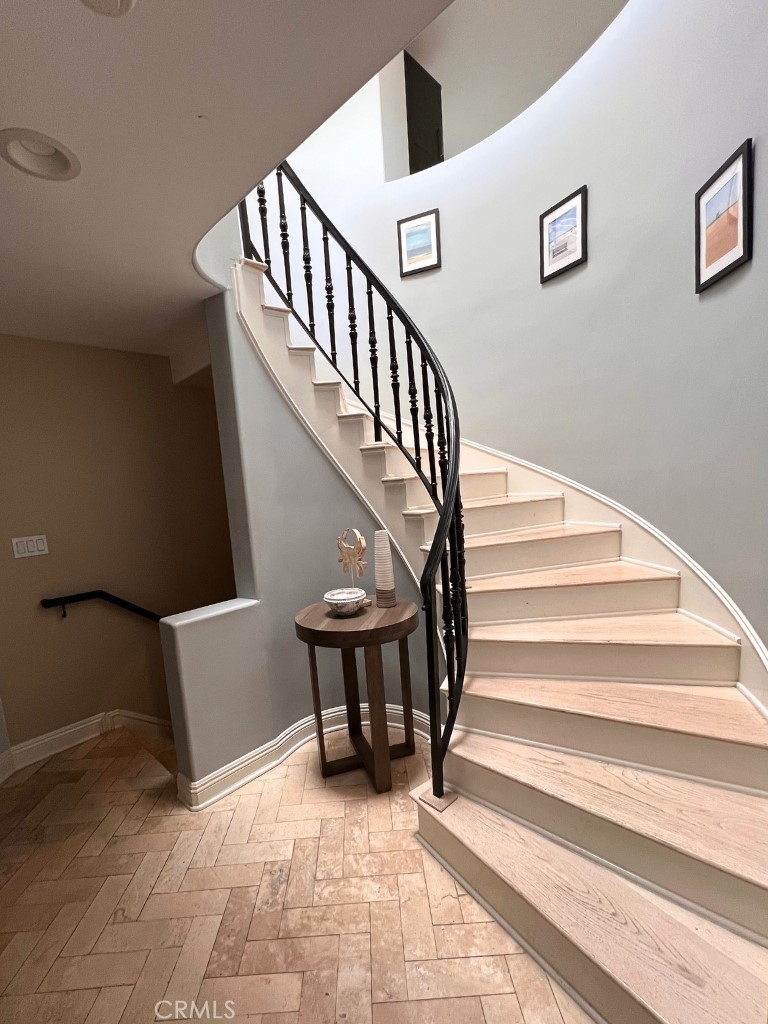 1019 Monterey Boulevard