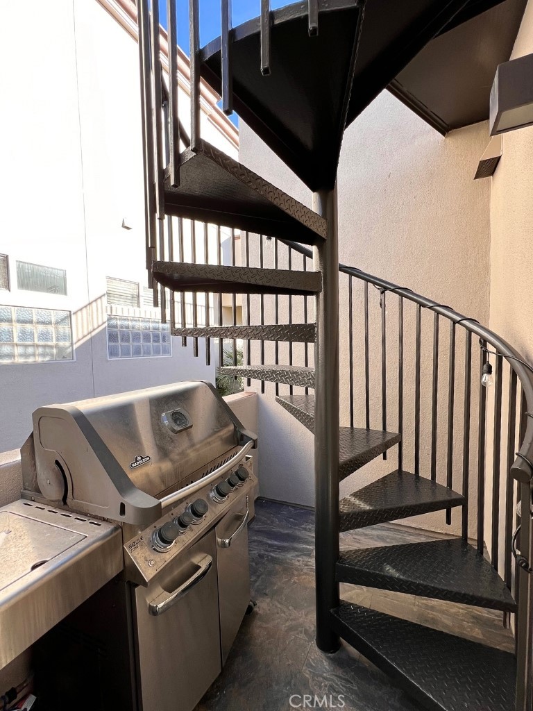 1019 Monterey Boulevard