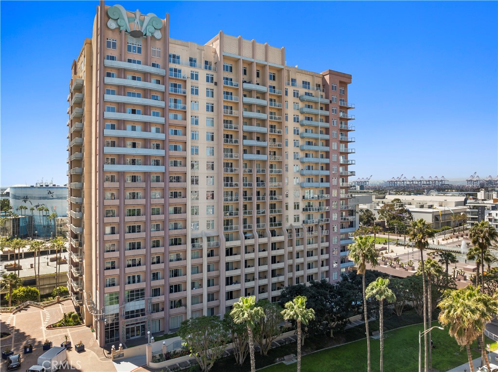388 E Ocean Boulevard 903