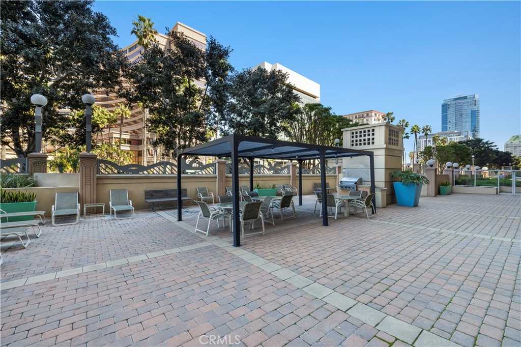 388 E Ocean Boulevard 903