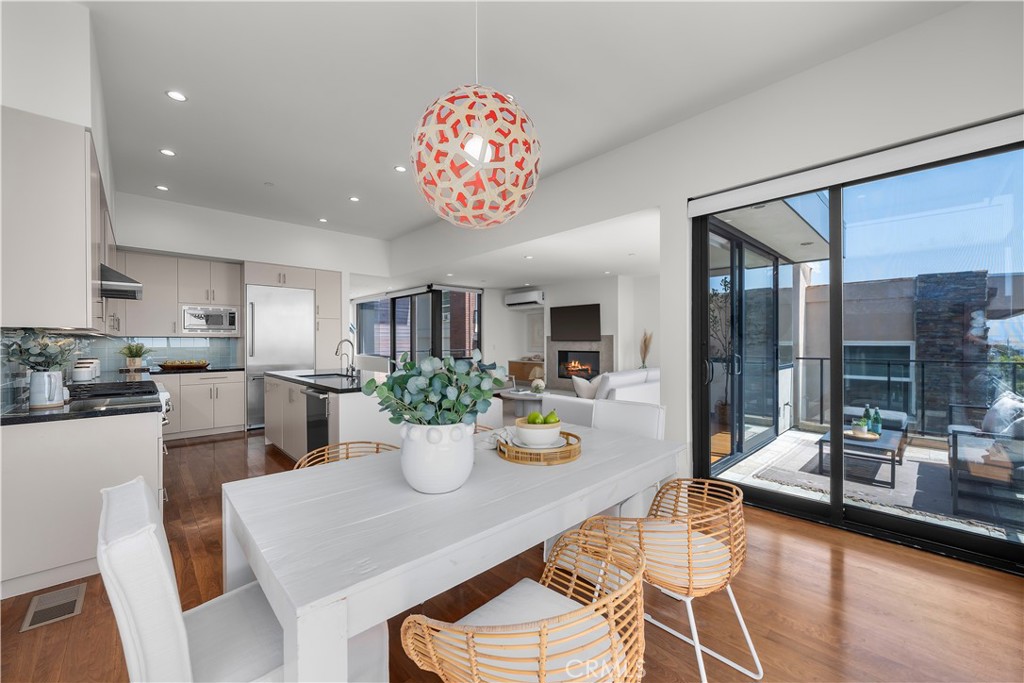 1308 Manhattan Avenue