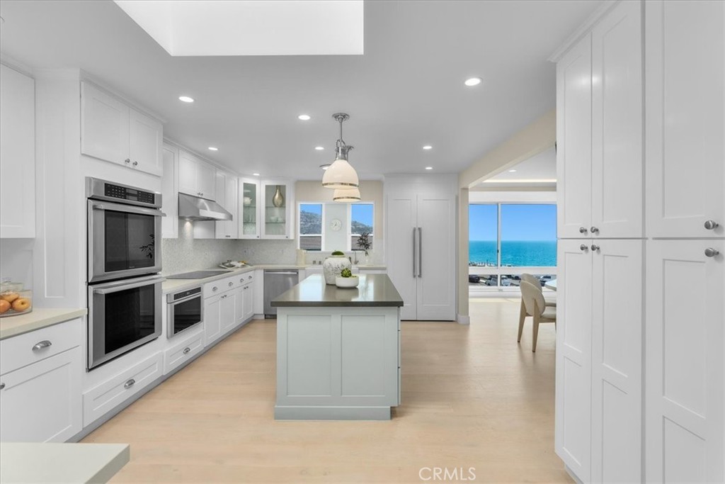 201 Calle Miramar 35