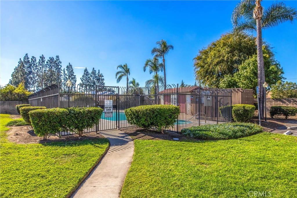 1211 S Palmetto Avenue A