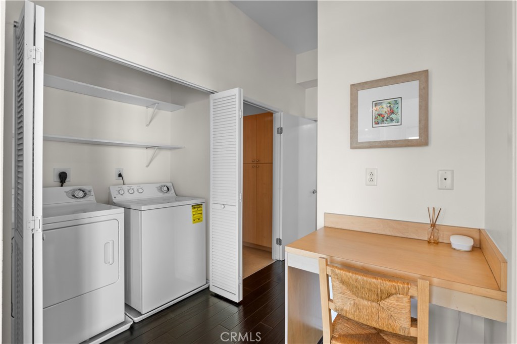 388 E Ocean Boulevard 903