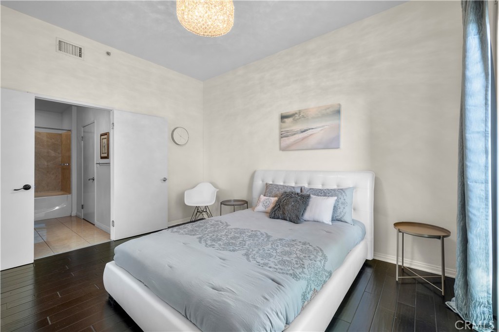 388 E Ocean Boulevard 903