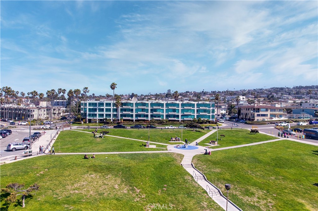 201 Calle Miramar 16