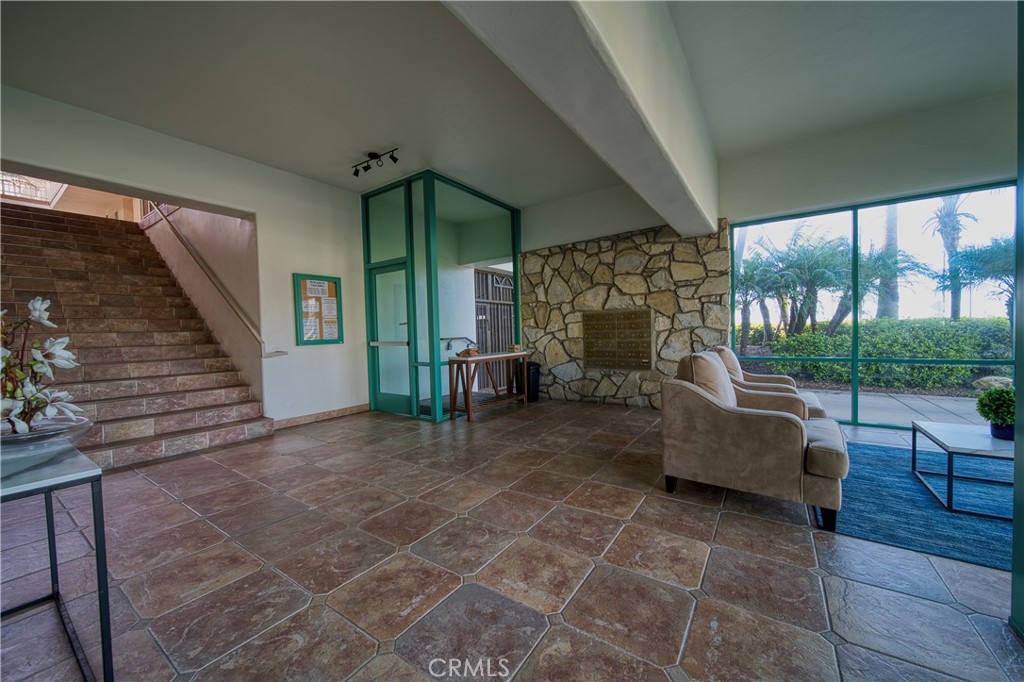 201 Calle Miramar 16